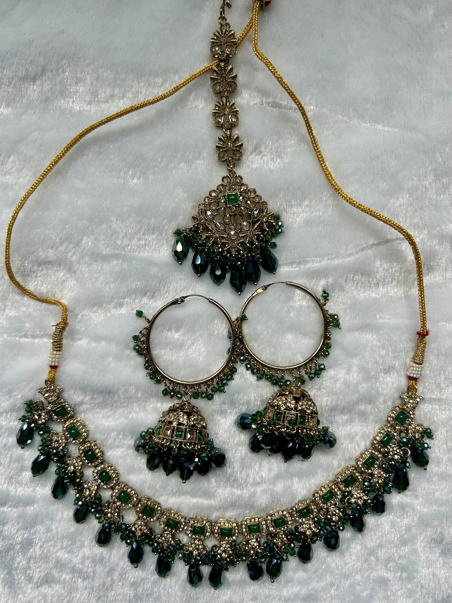 Emerald Green Polki Choker Tikka Set