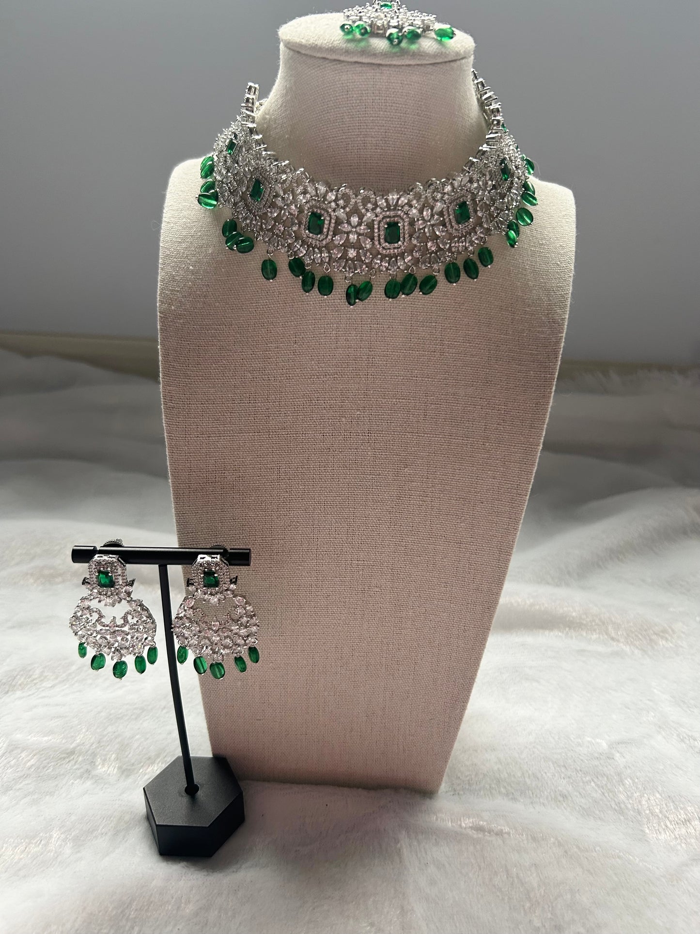 AD Emerald Green Choker Set