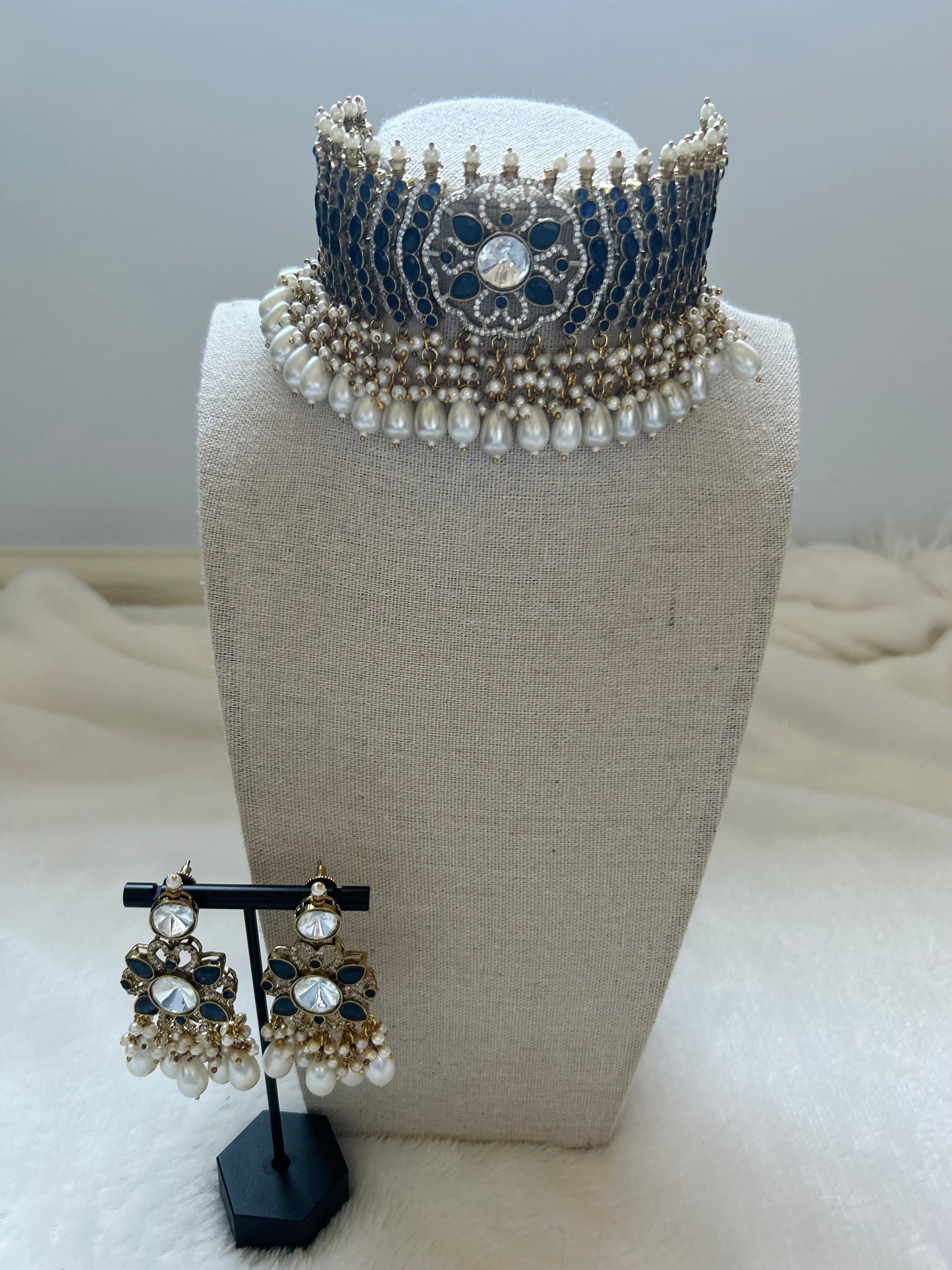 LUXE Navy Blue Choker Set