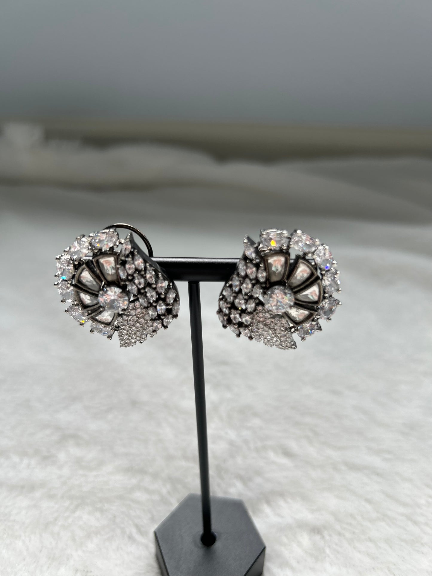 AD White Studs