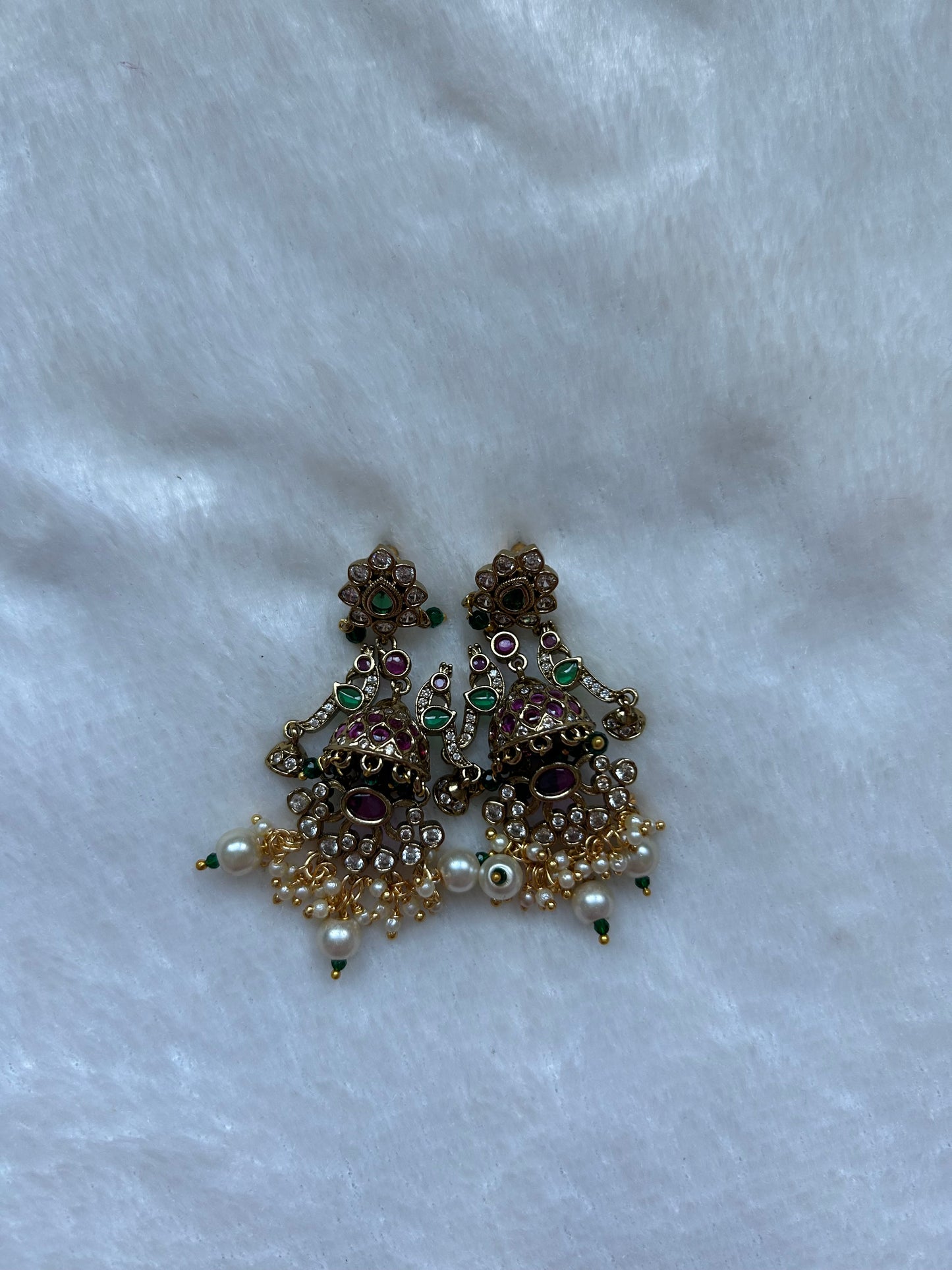 Kemp Stone Jhumki Earrings