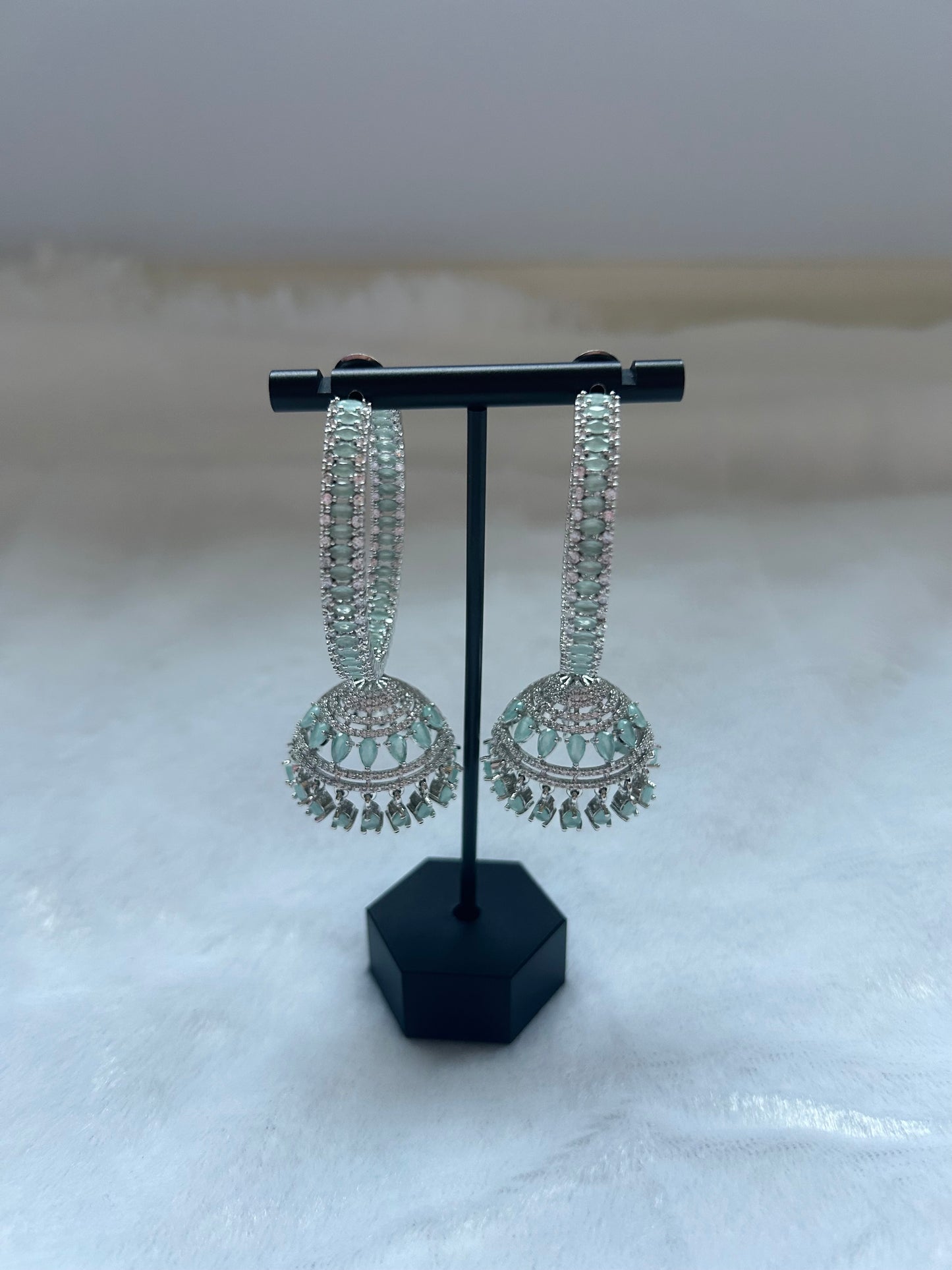 AD Mint Jhumka Waliyaan