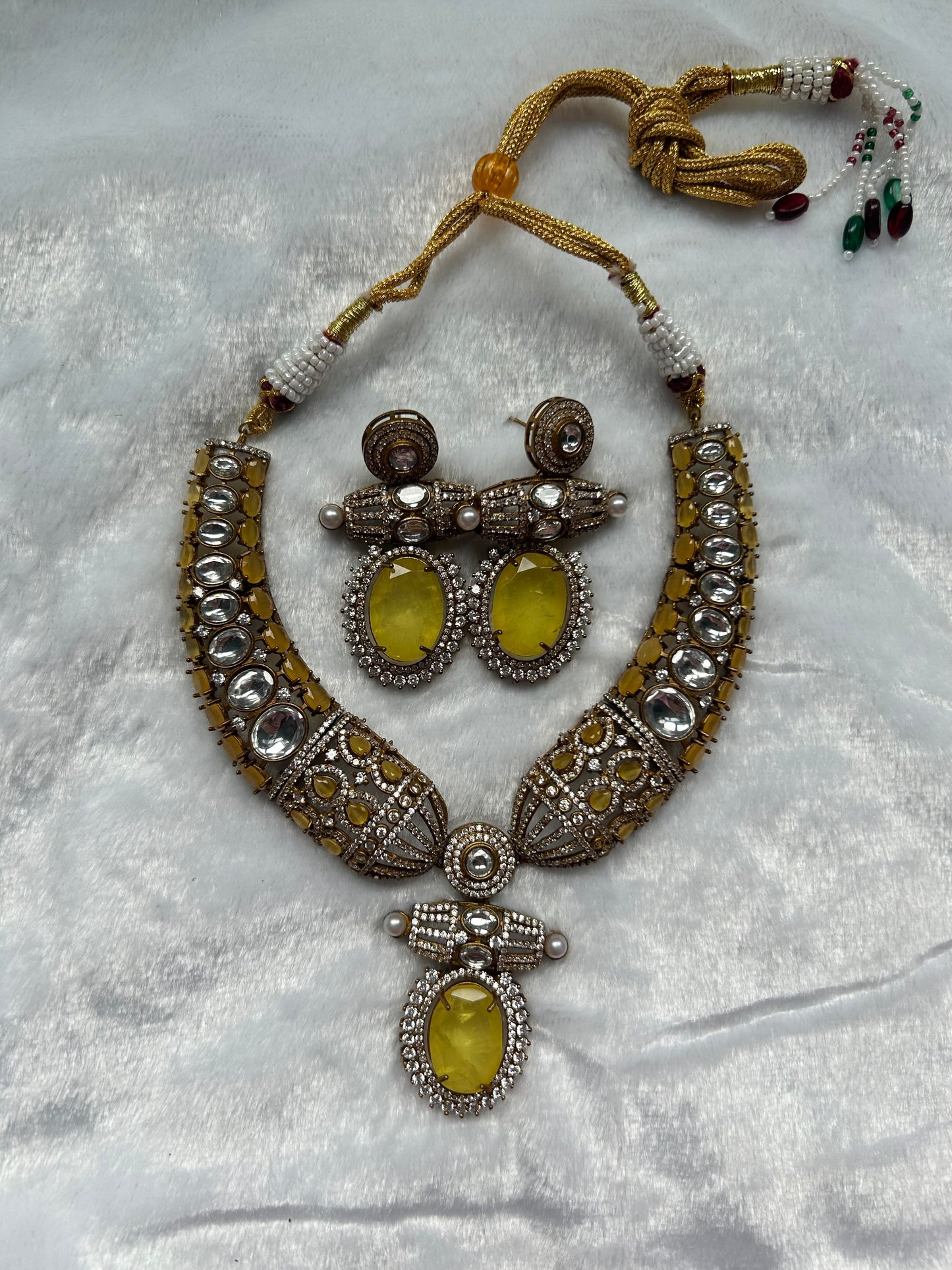 Yellow Moissanite Kundan & Doublet Necklace Set