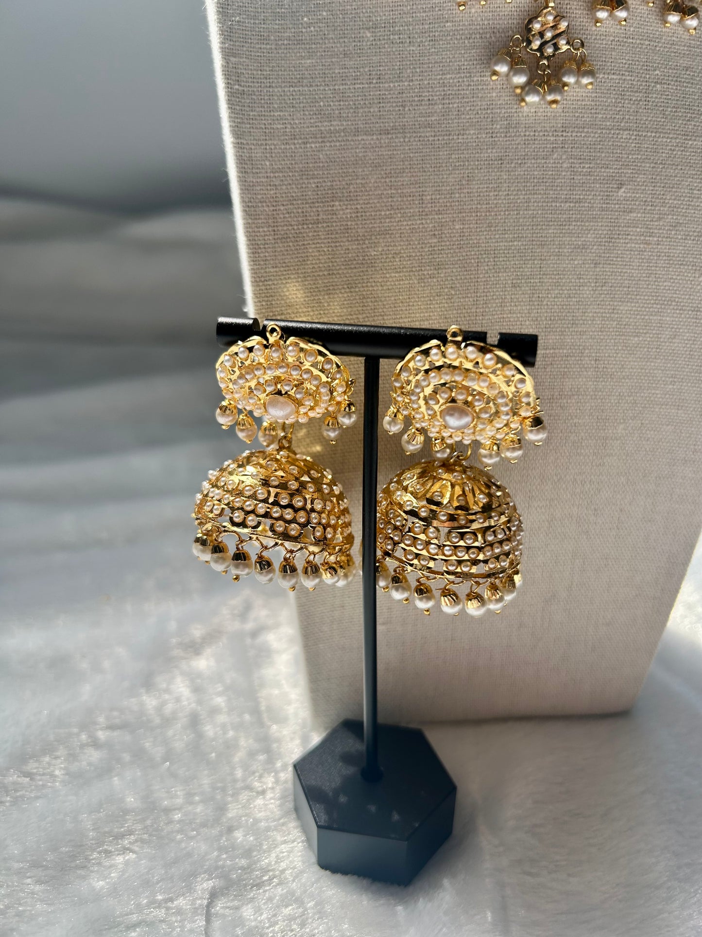 White Waterfall Jadau Kundan Choker Set