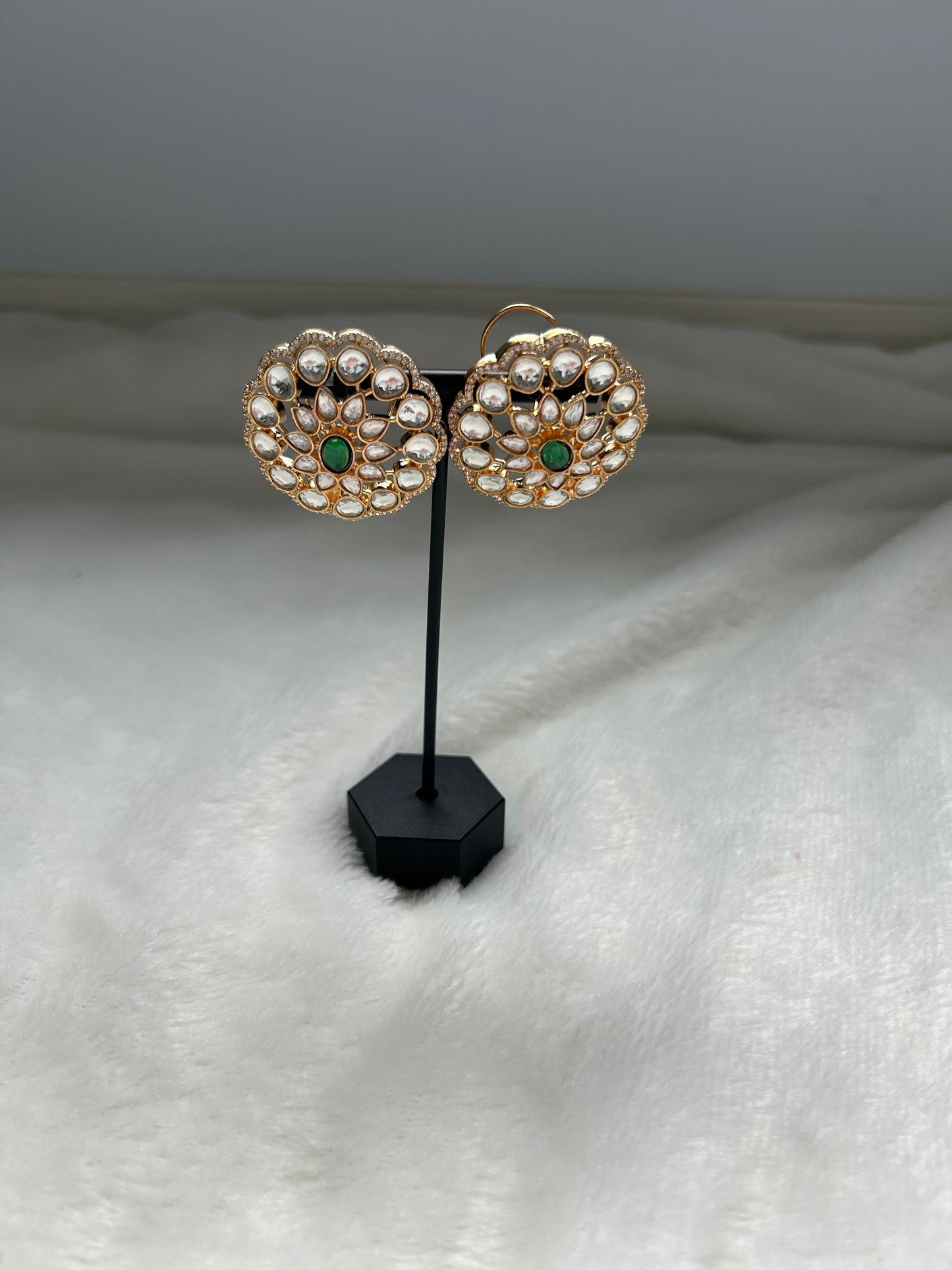 Emerald Green Uncut Kundan Studs