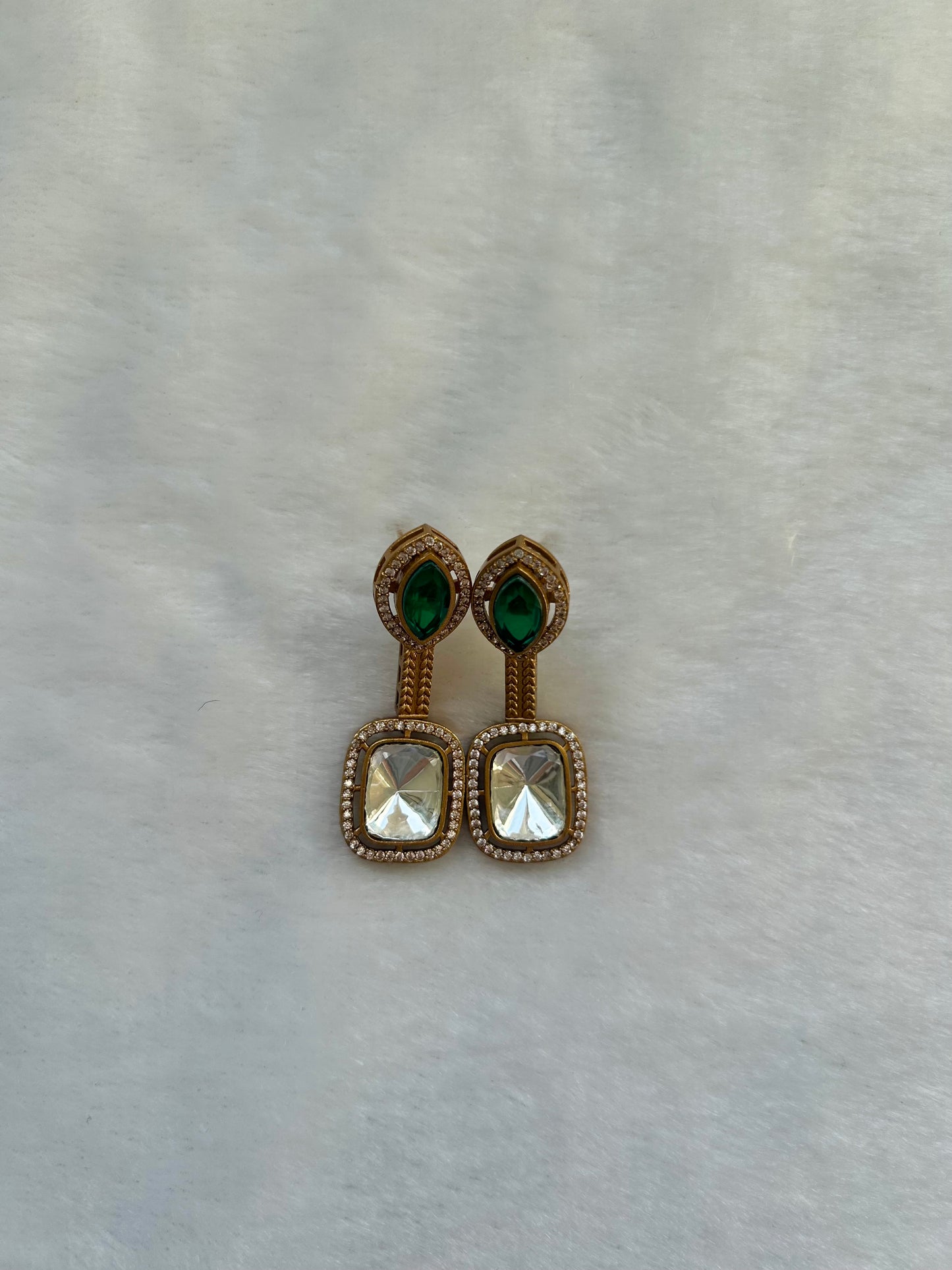 Emerald Green Moissanite Kundan Earrings