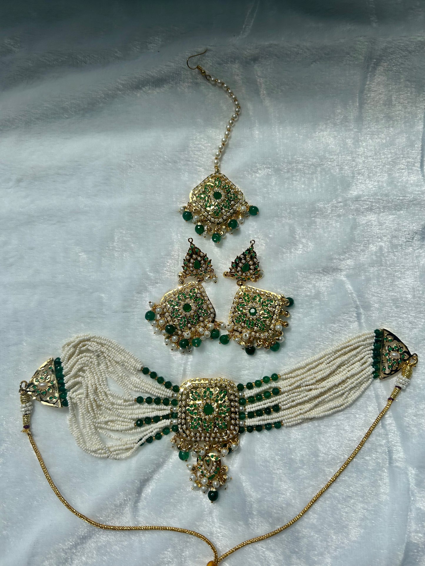 Emerald Green Jadau Kundan Choker Set