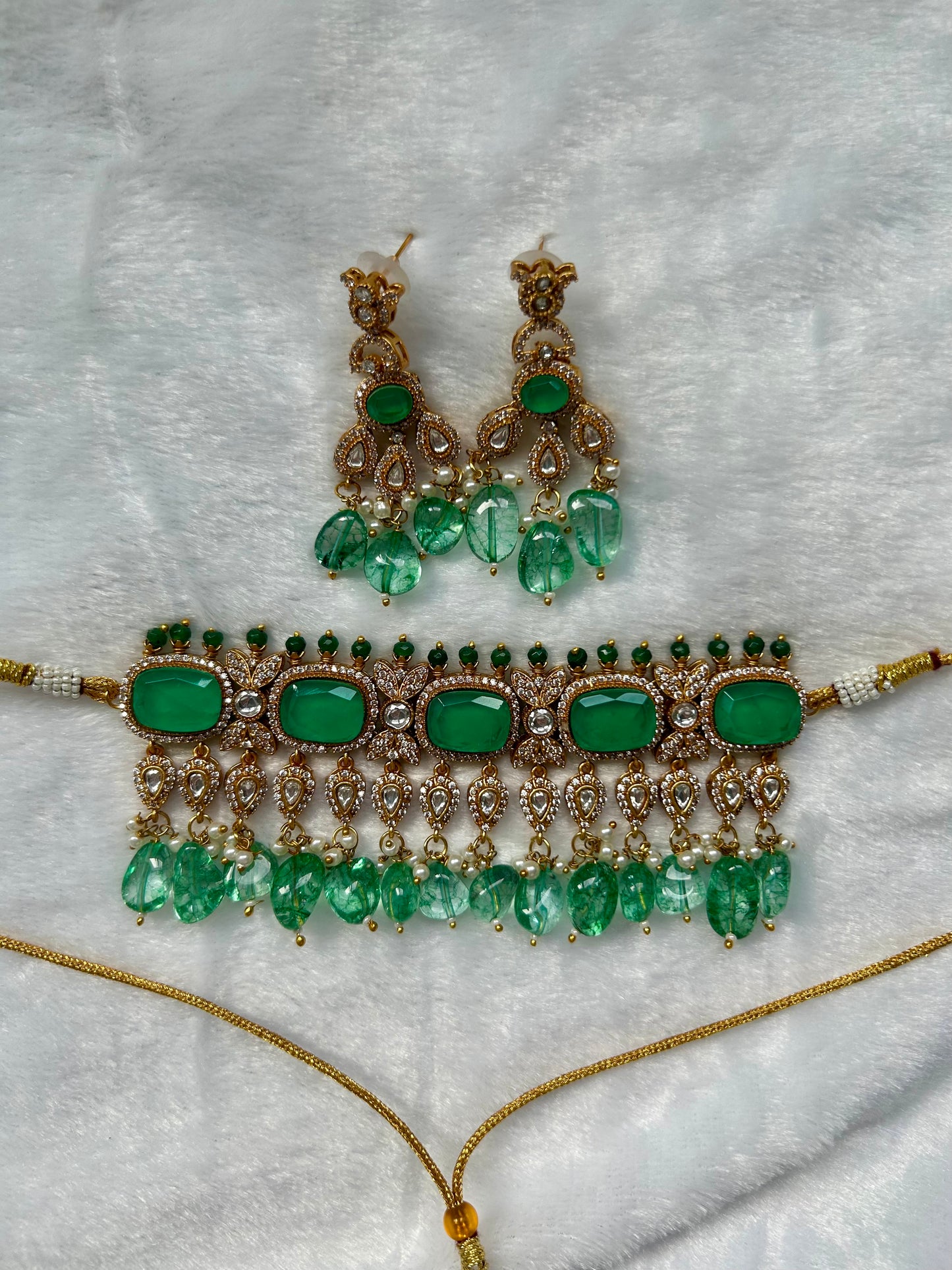 Teal Doublet Choker Set