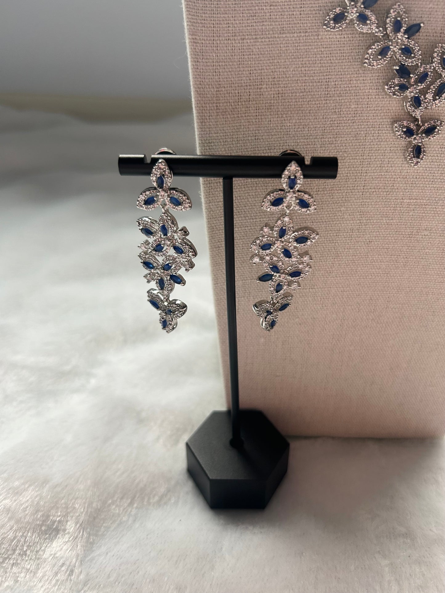 AD Navy Blue Necklace Set