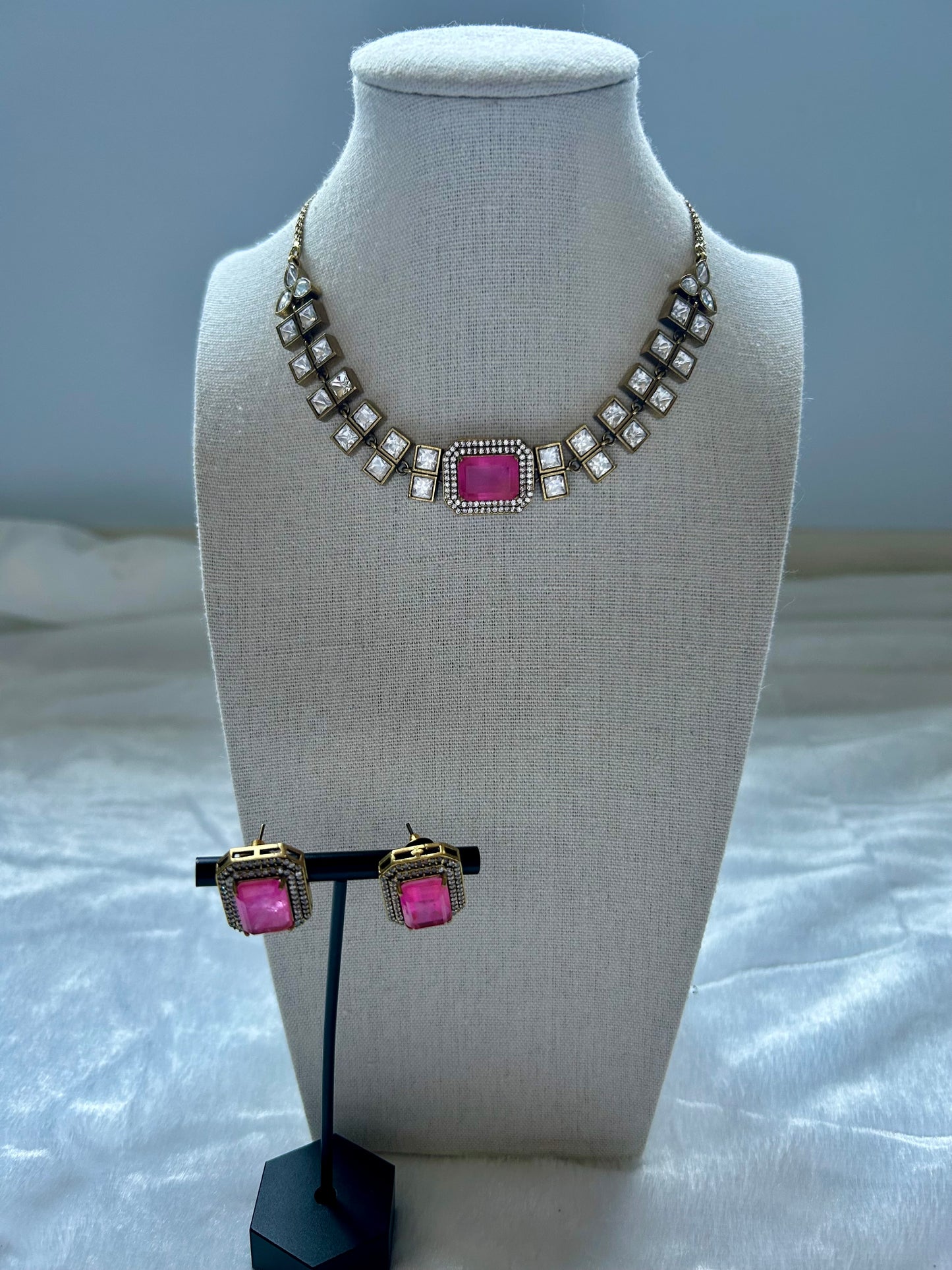 Pink Uncut Kundan & Doublet Choker Set