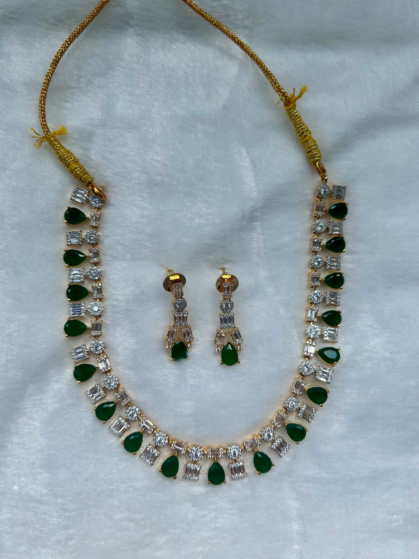 AD Green Necklace Set
