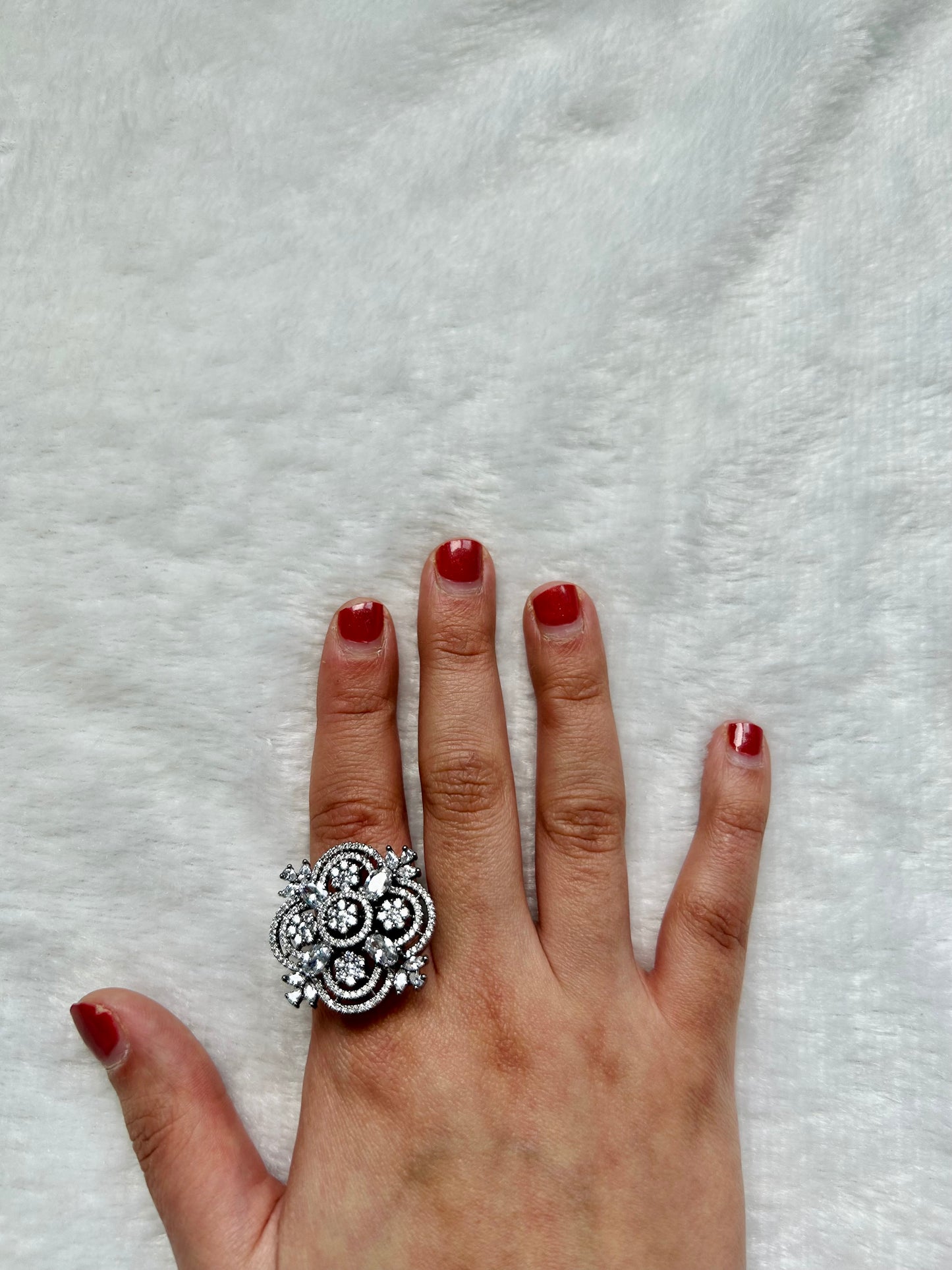 AD White Flower Ring