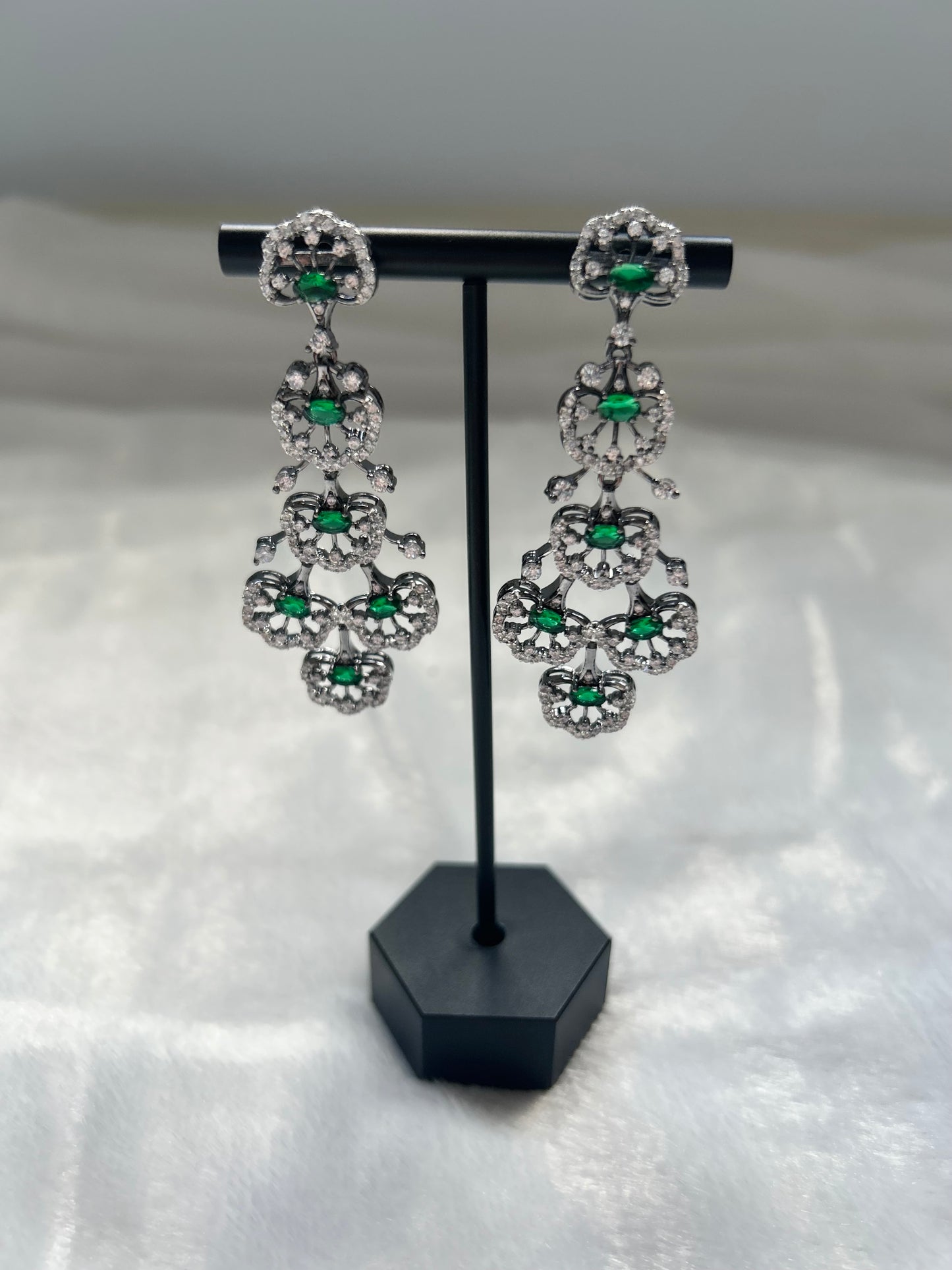 AD Emerald Green Earrings