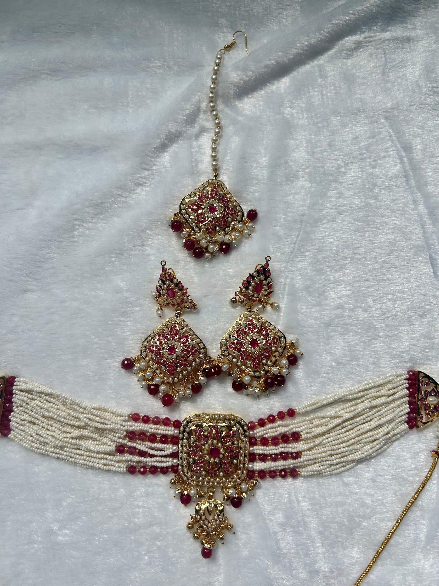 Red Jadau Kundan Choker Set