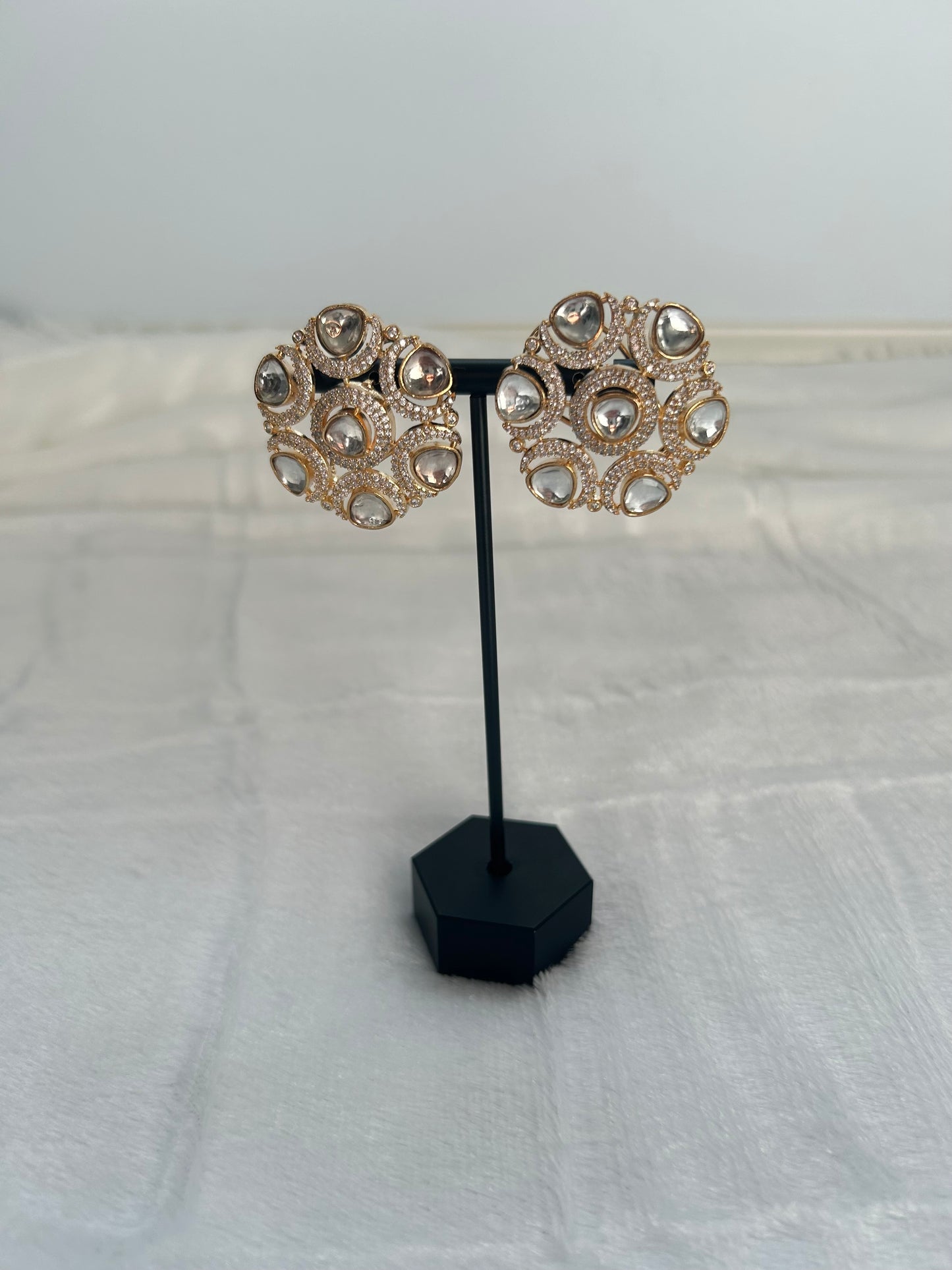 Gold Uncut Kundan Studs