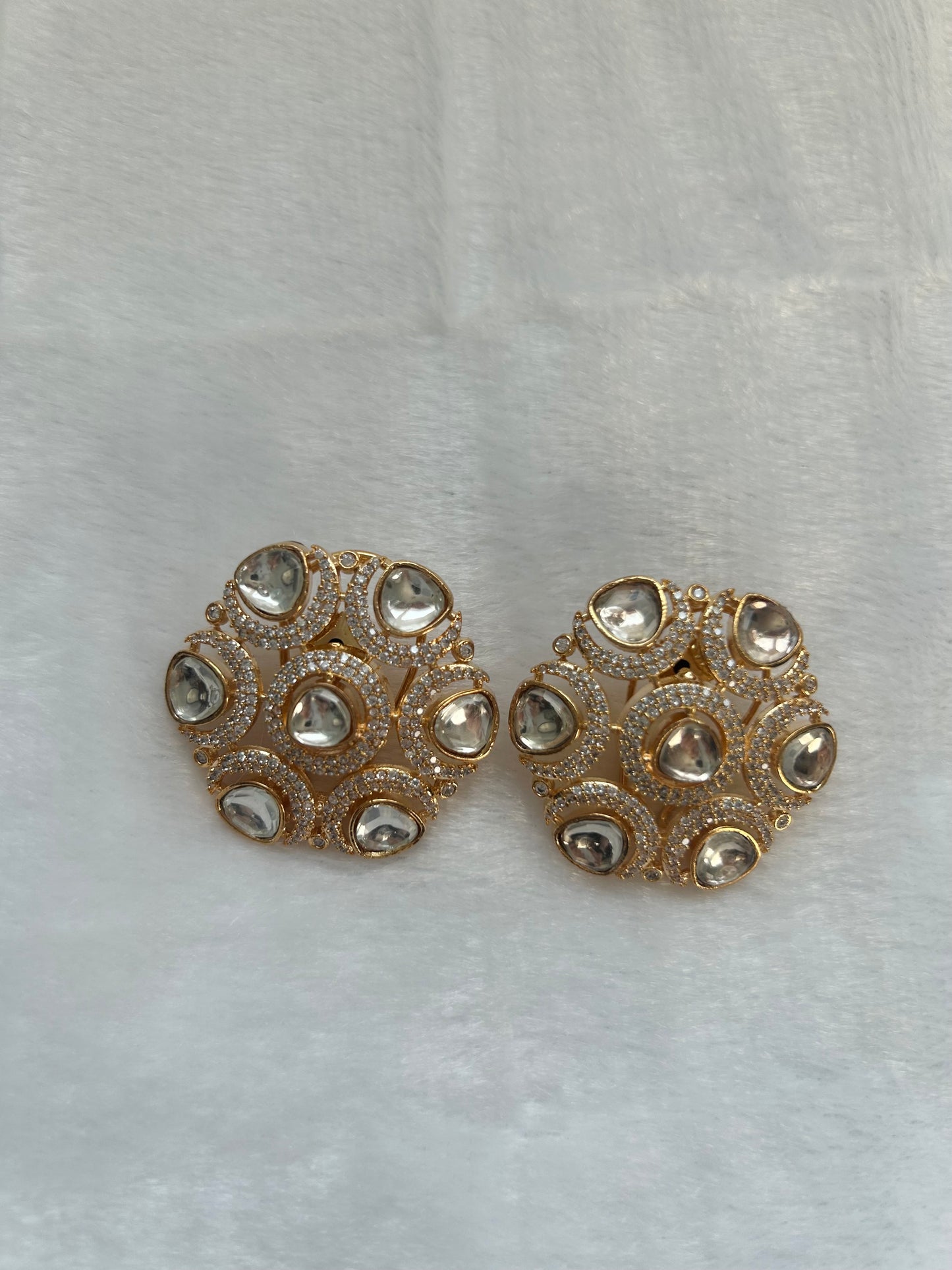 Gold Uncut Kundan Studs