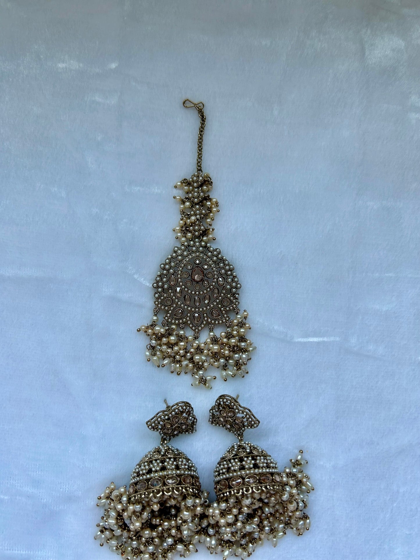 Cream Polki Tikka Set