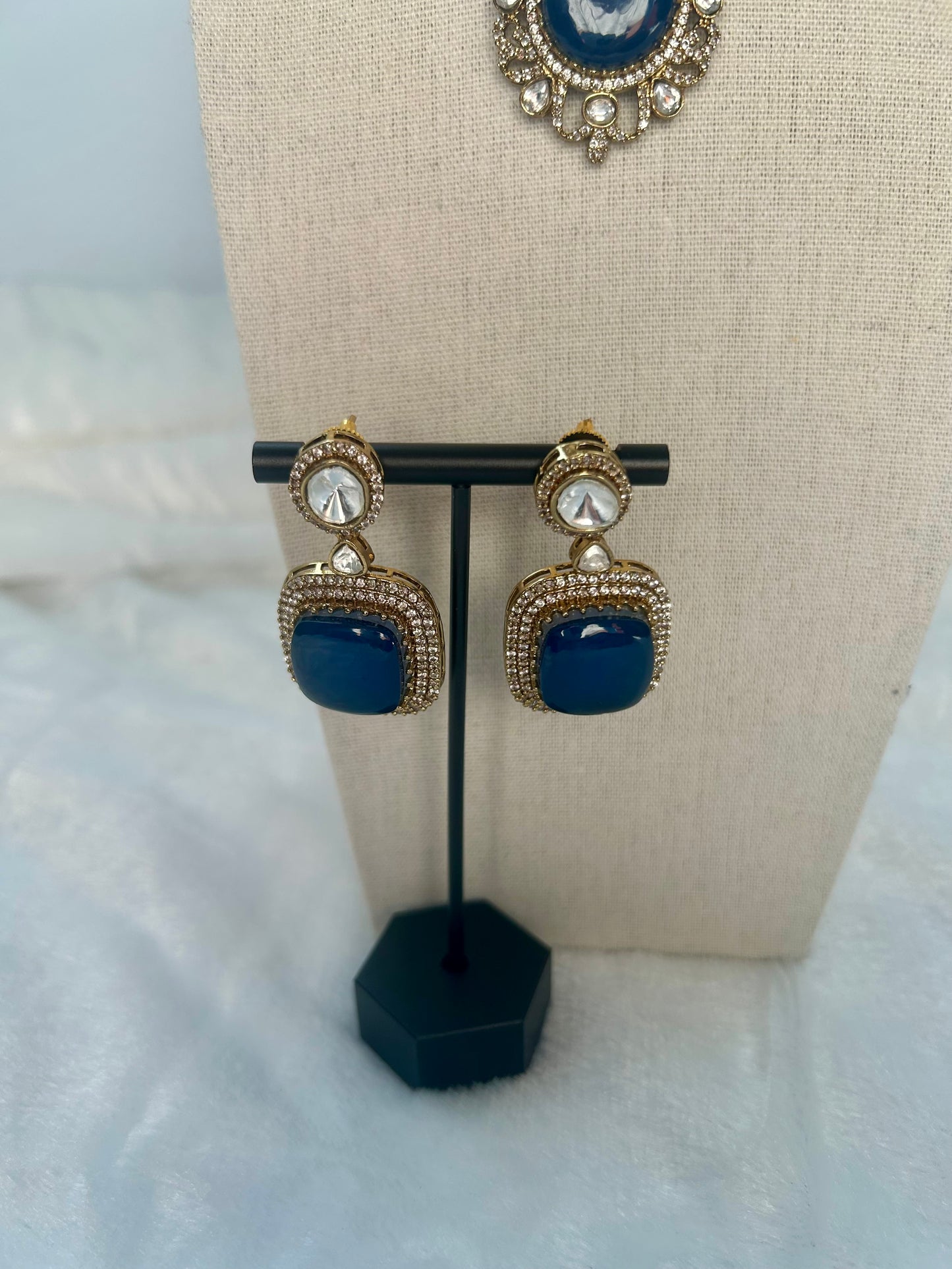 Royal Blue Doublet Choker Set
