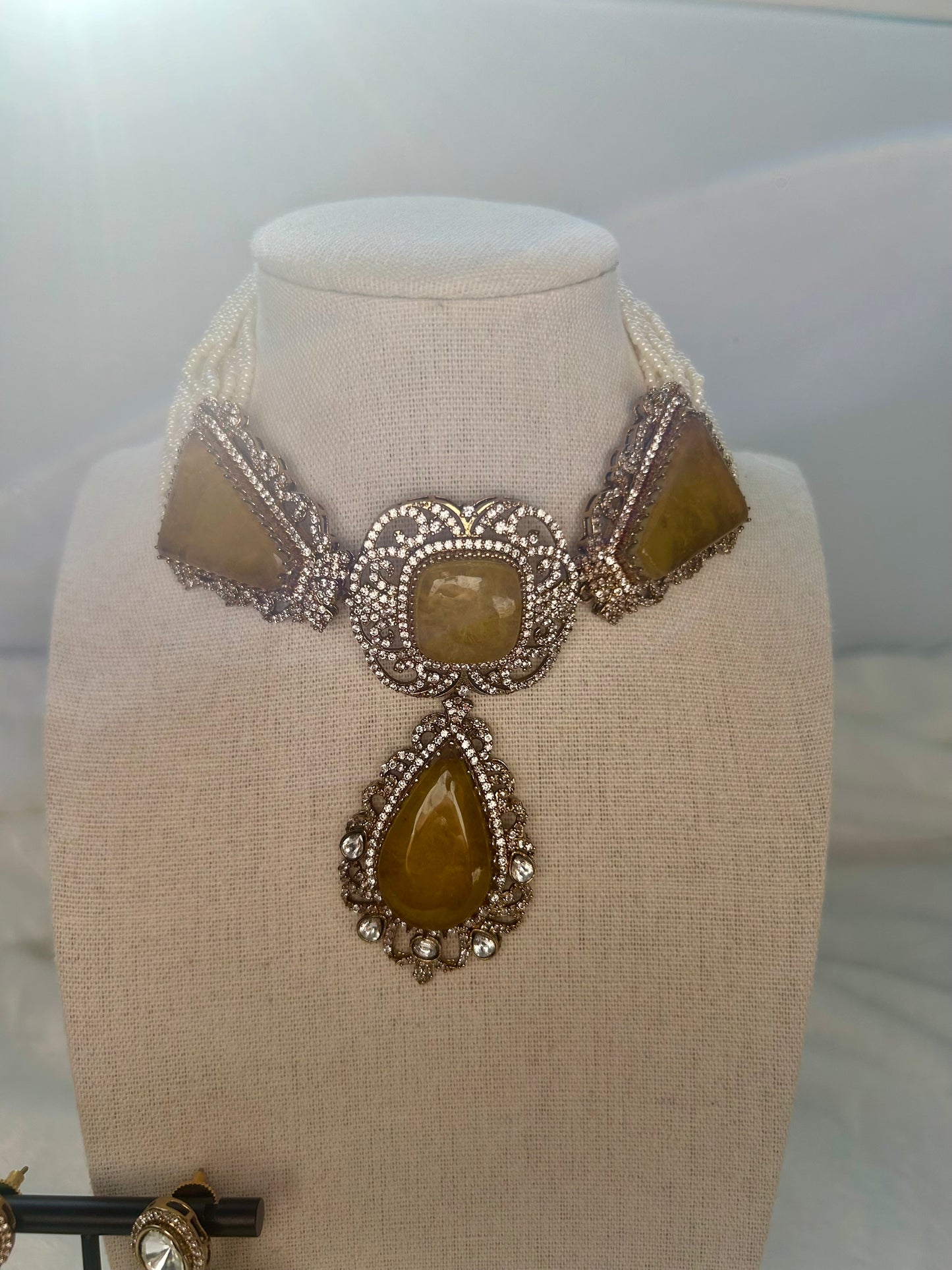 Yellow Doublet Choker Set