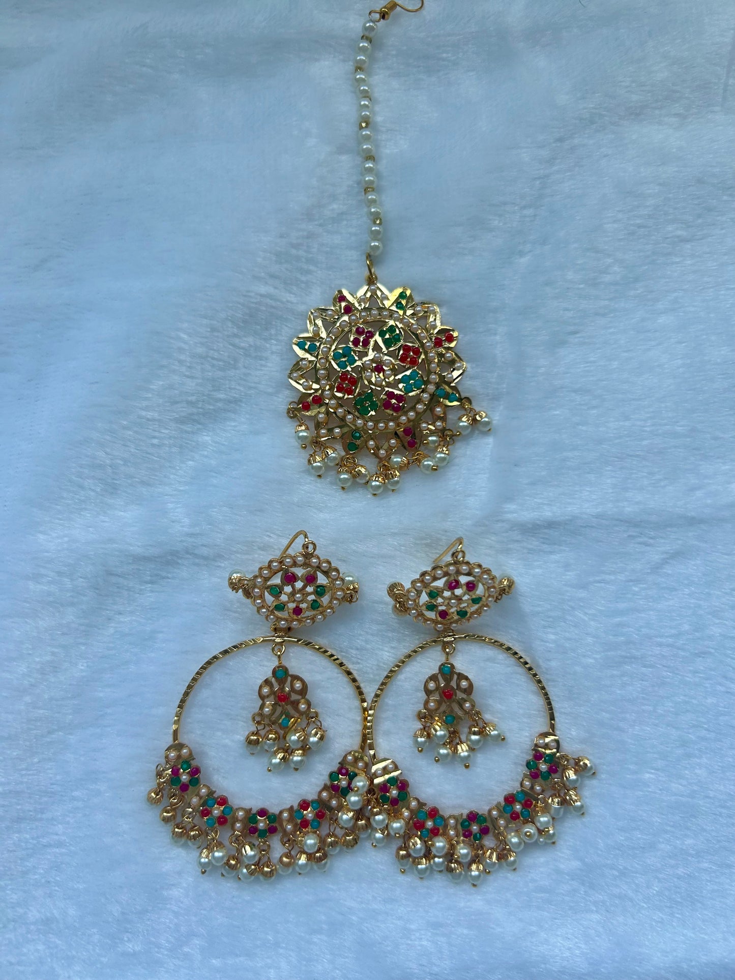Multi Jadau Kundan Tikka Set