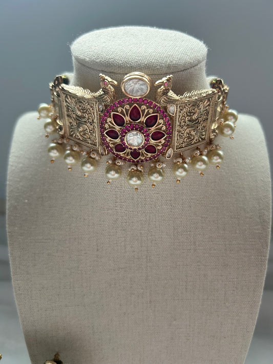 Dark Red Gold Crafted Choker Set