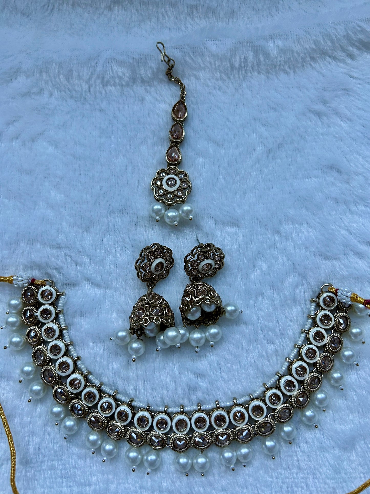 White Kundan Choker Set