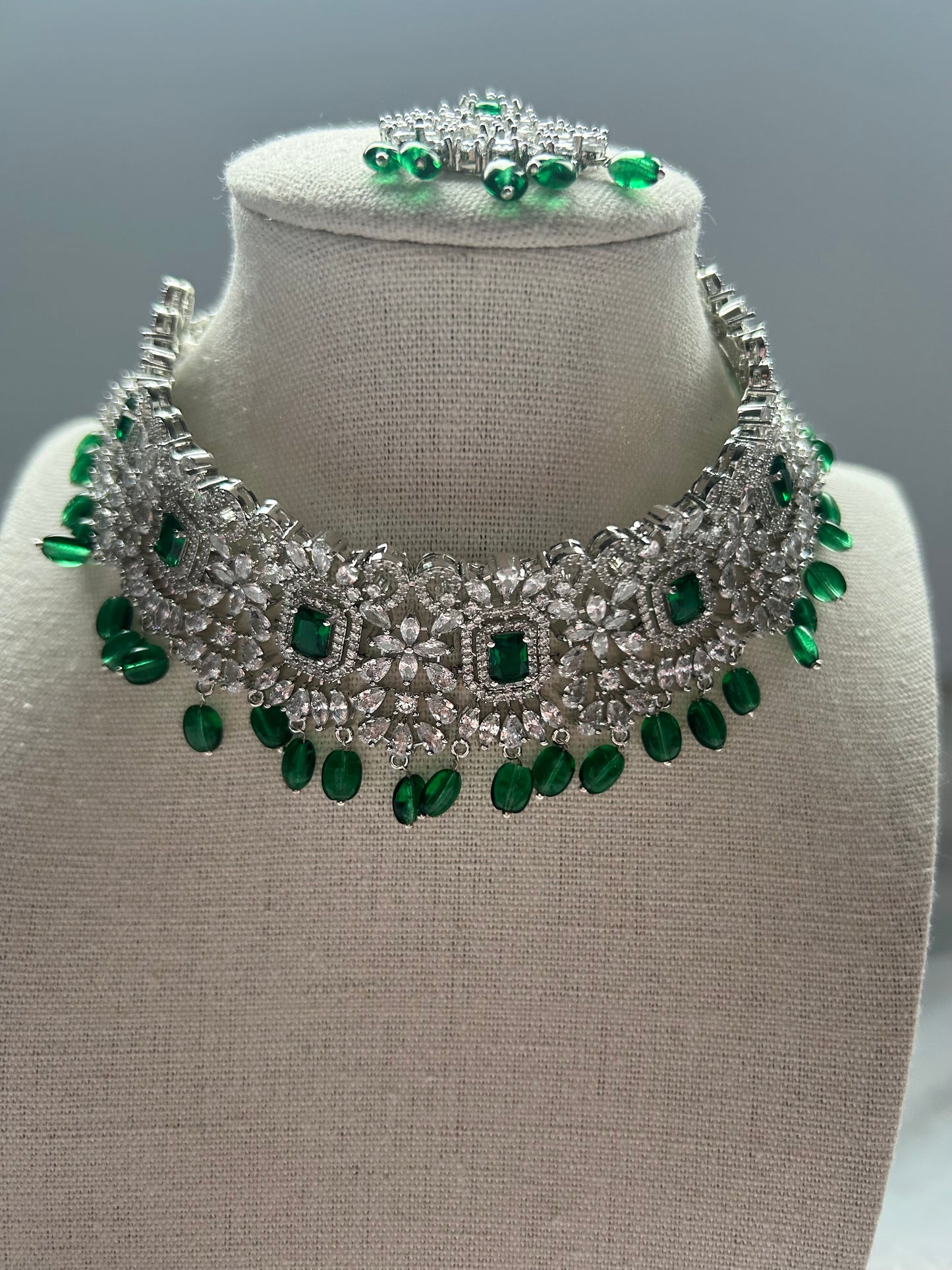 AD Emerald Green Choker Set