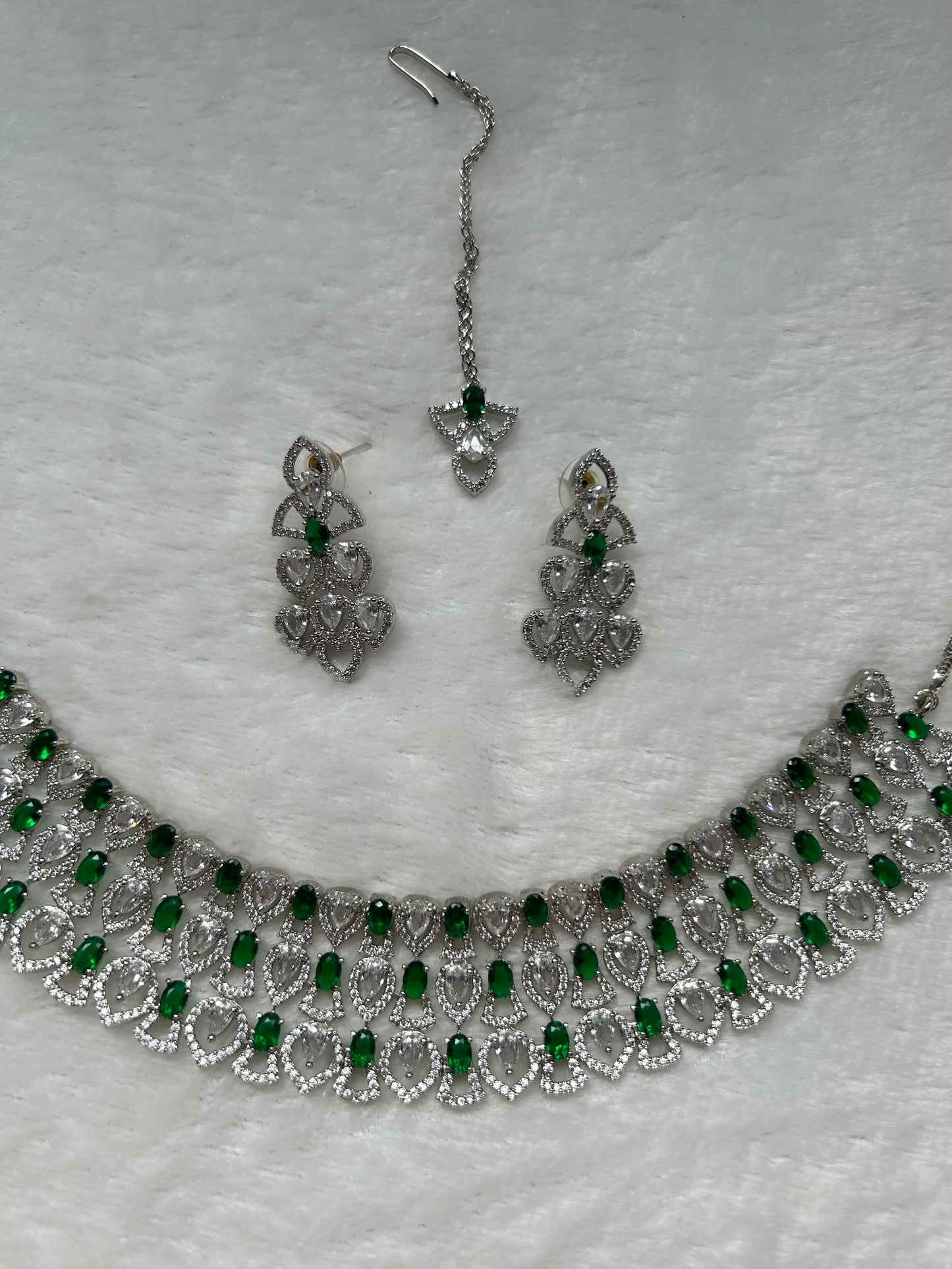 Emerald Green AD Choker Set