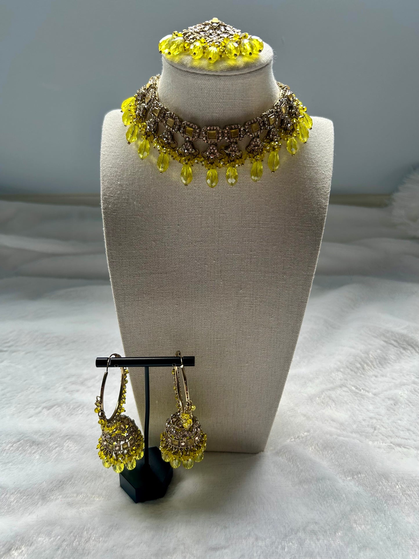 Yellow Polki Choker Tikka Set