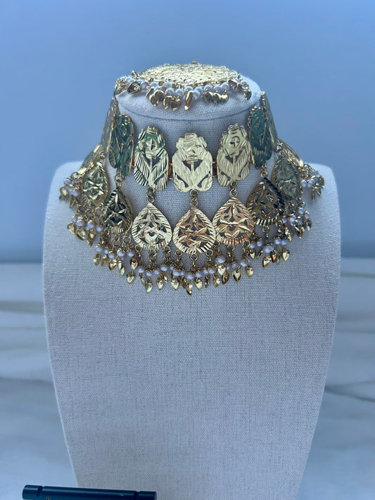 Bronze Pippal Patti Choker Set
