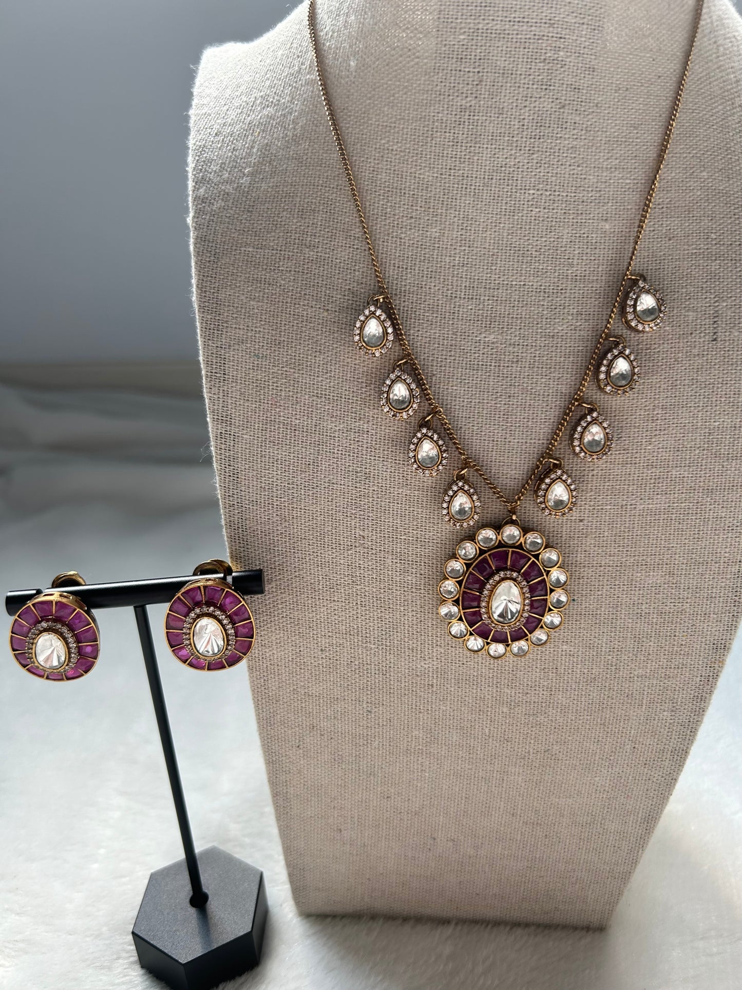 Dark Pink Moissanite Kundan Necklace Set