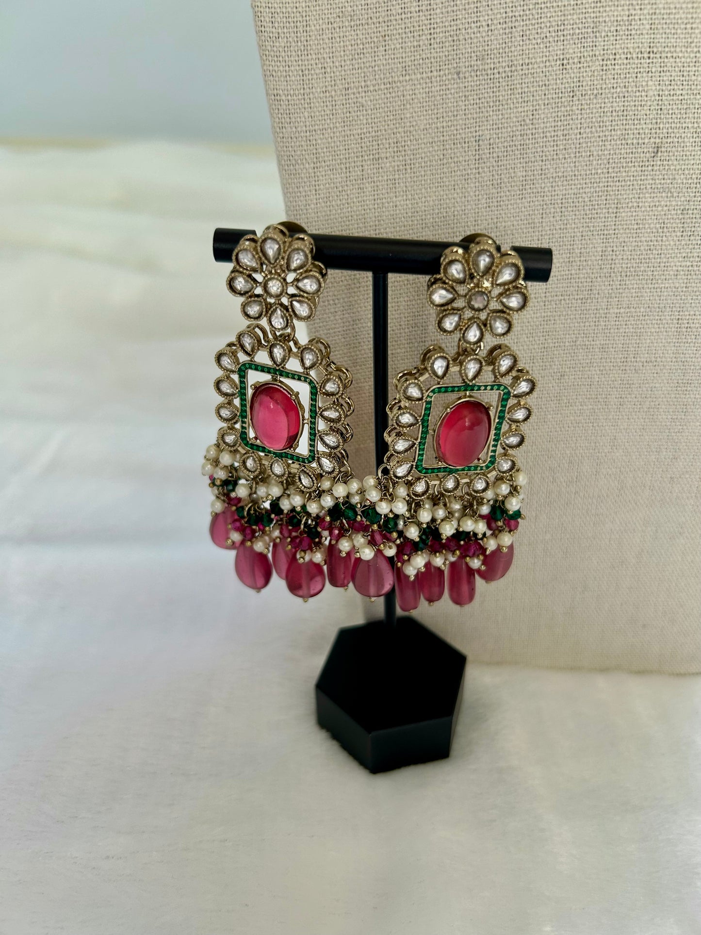 Dark Red/Pink Kundan Choker Tikka Set