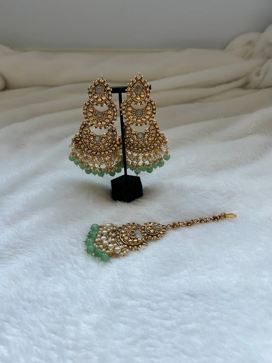 Mint Handcrafted Gold Tikka Set