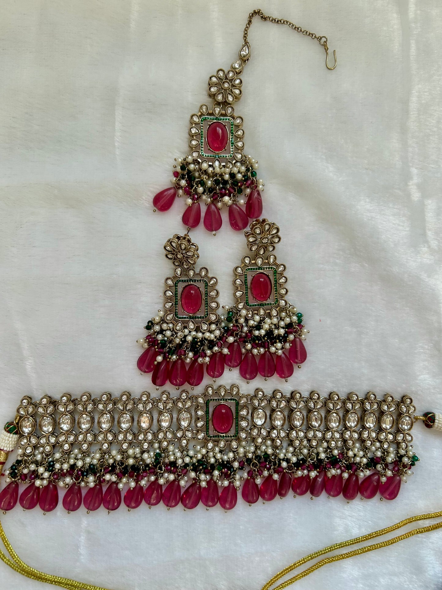 Dark Red/Pink Kundan Choker Tikka Set