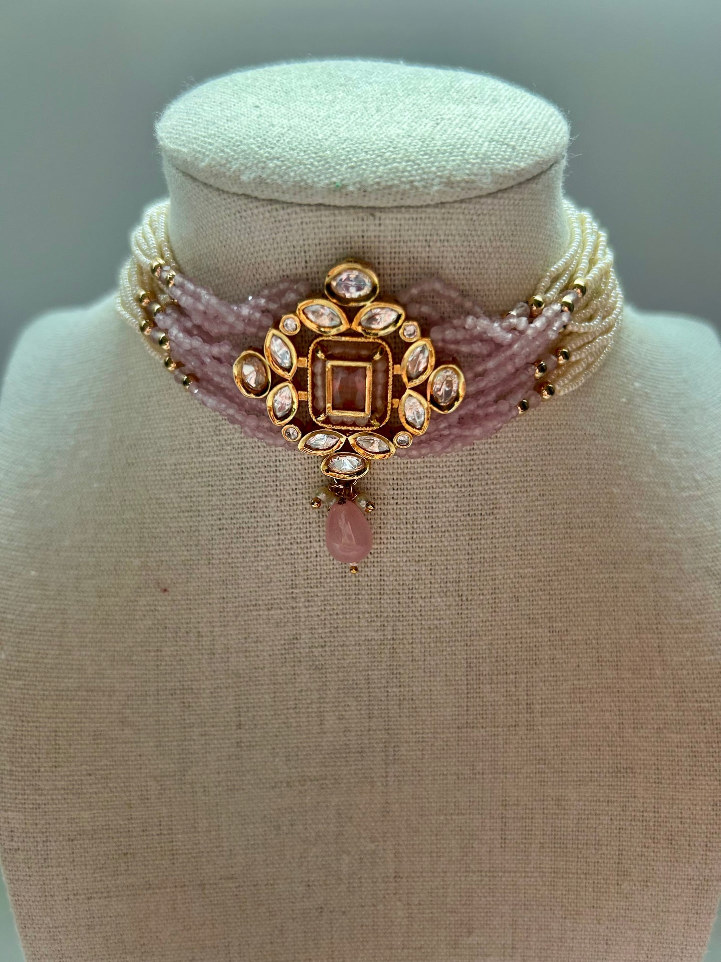 Pink Tyaani Choker Set