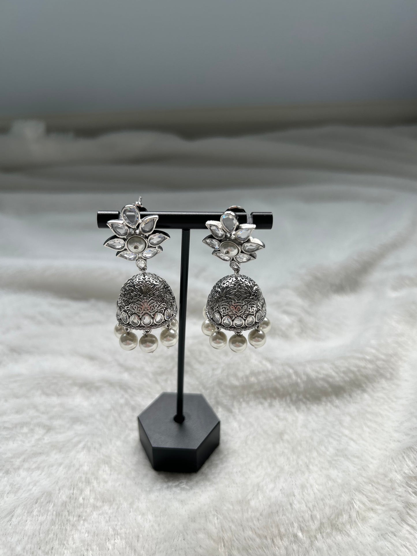 Silver Kundan Jhumka Earrings