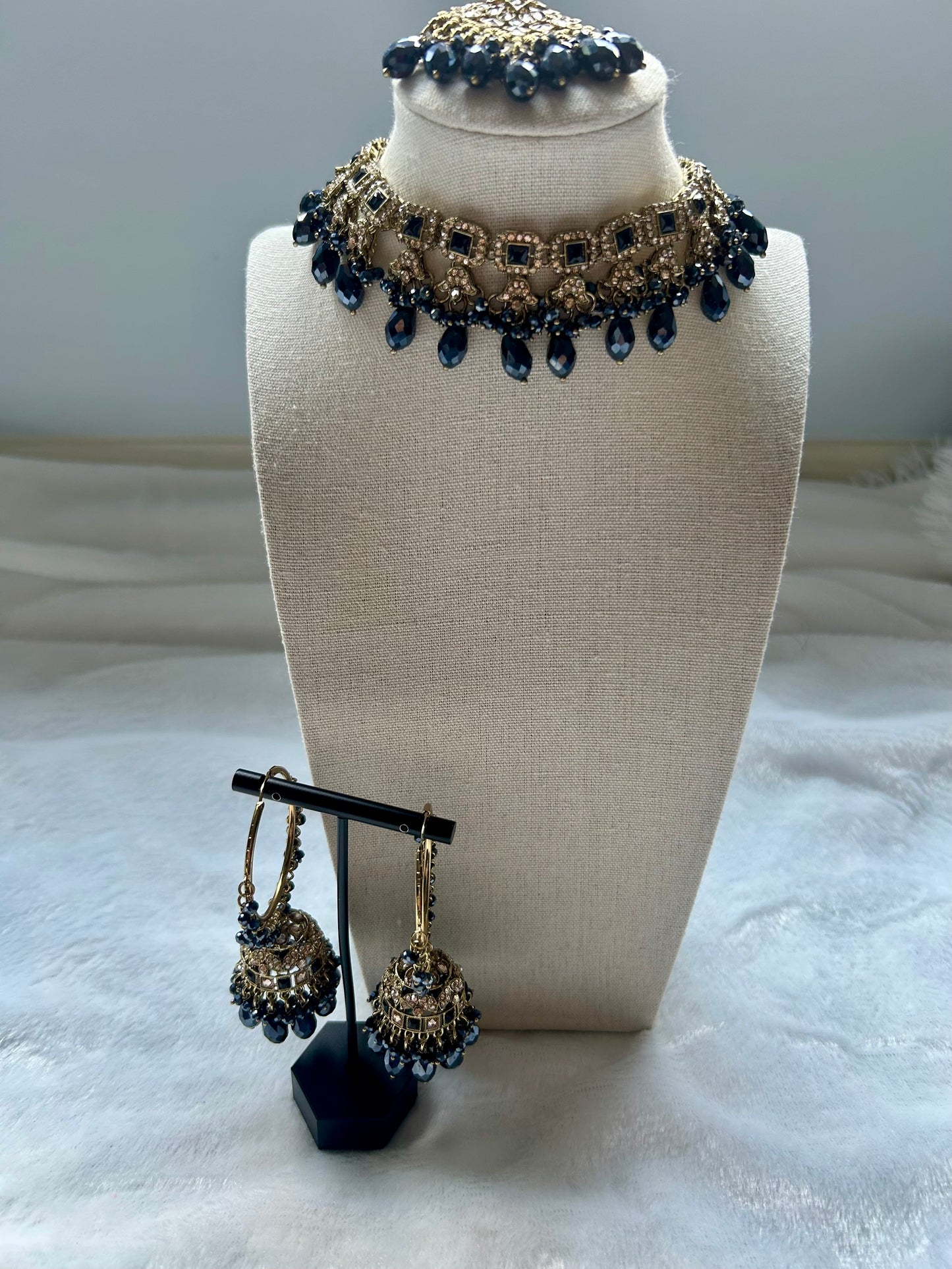 Black Polki Choker Tikka Set