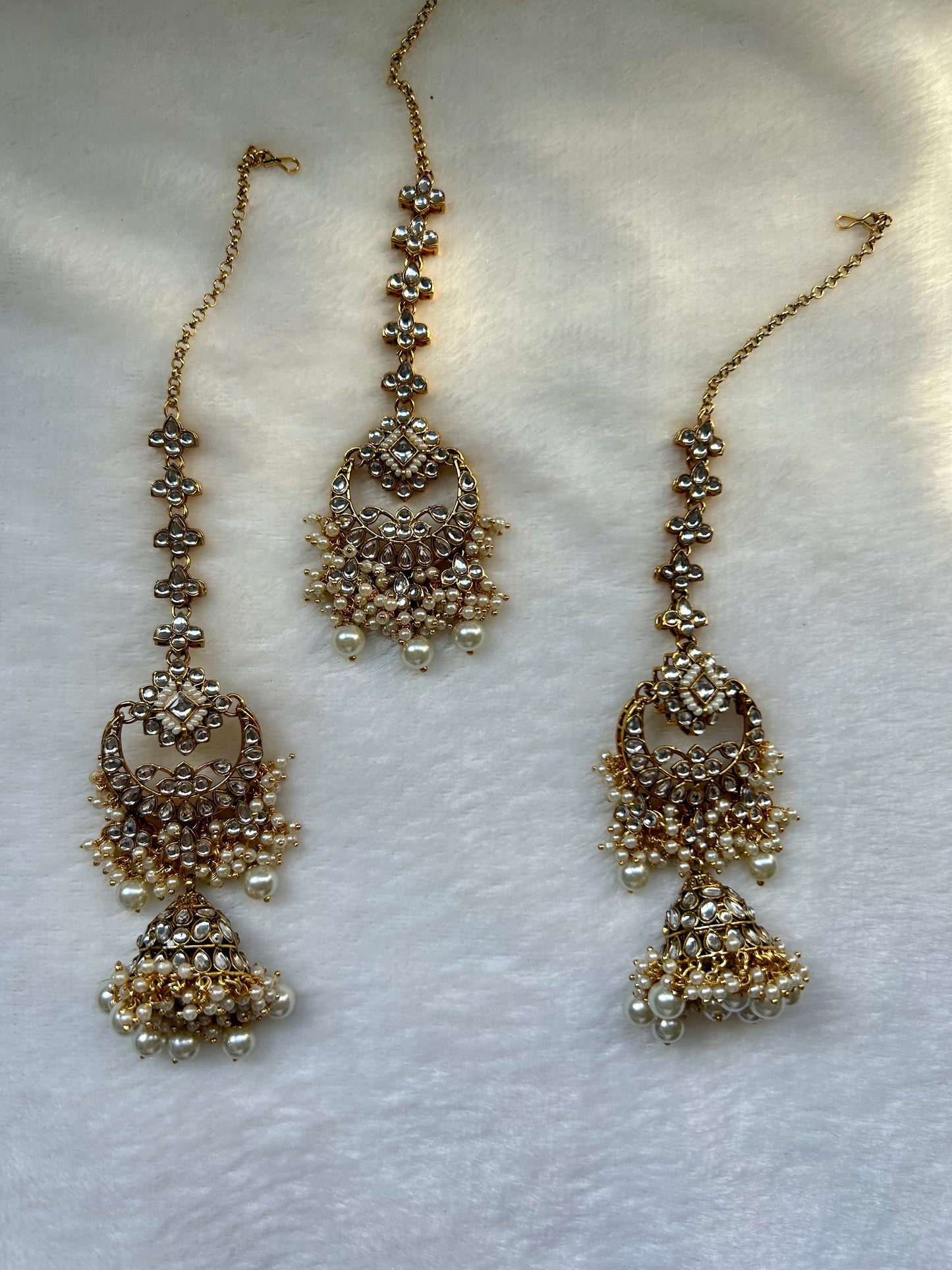 White Kundan Tikka Set