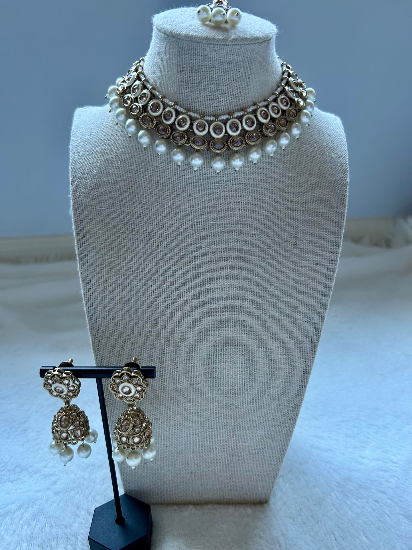 White Kundan Choker Set