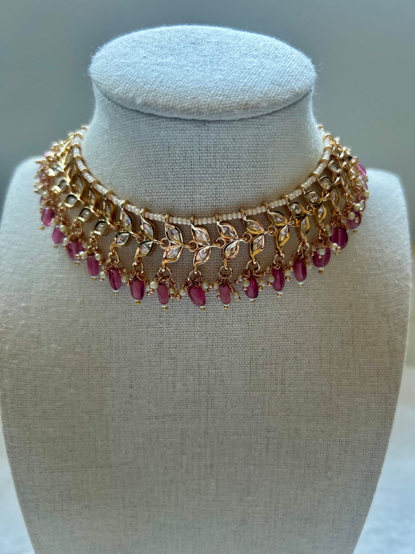 Dark Pink Tyaani Choker Set