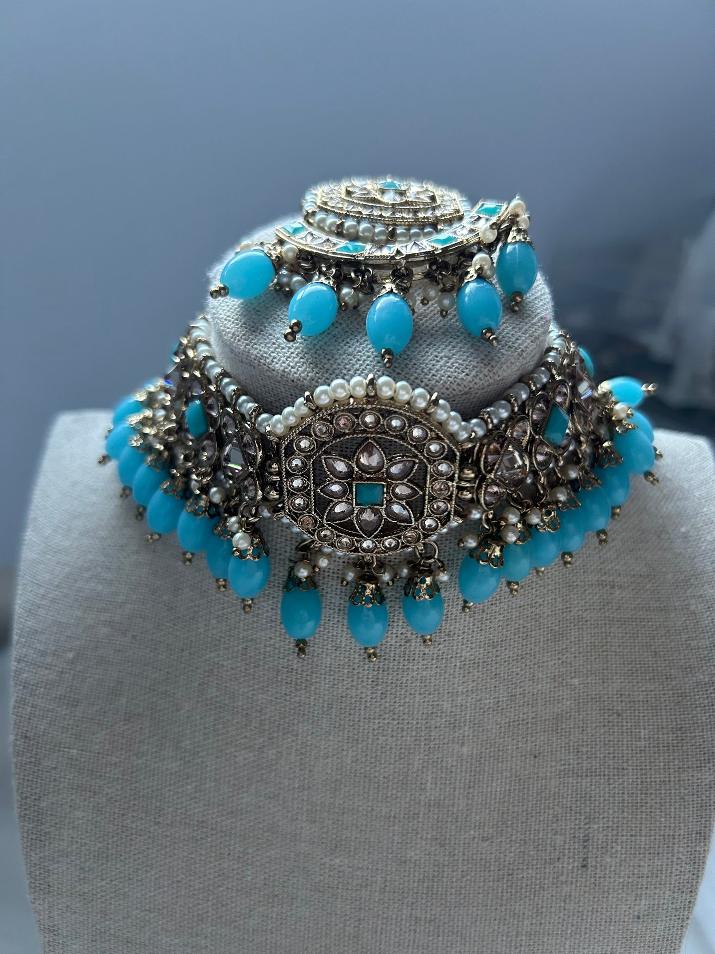 Blue Polki Choker Tikka Set