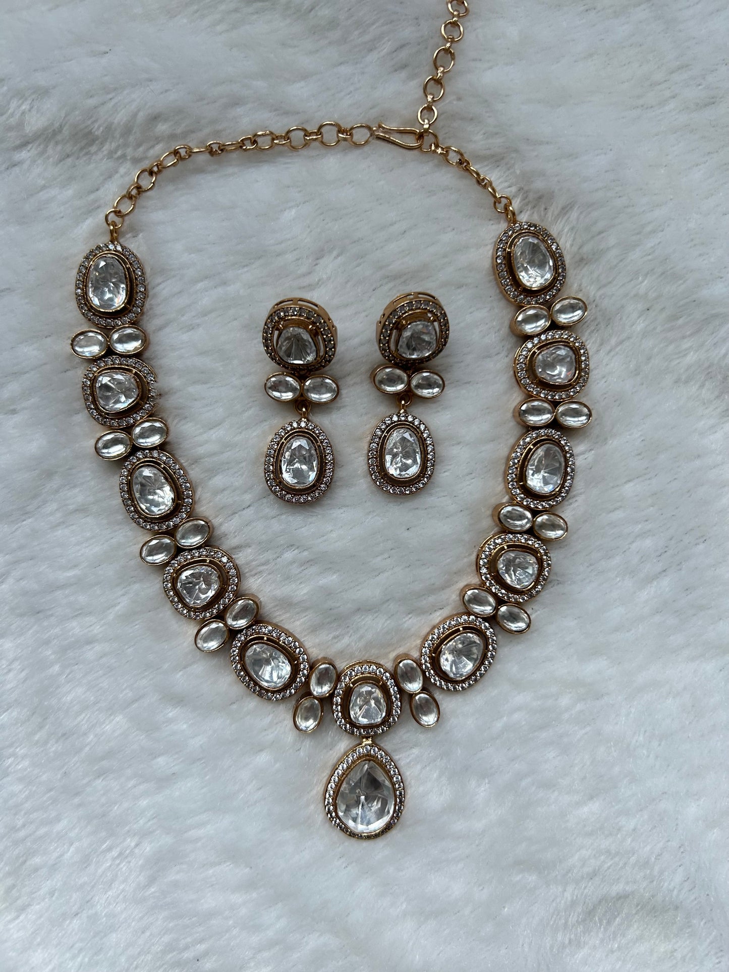 LUXE Moissanite Kundan Set