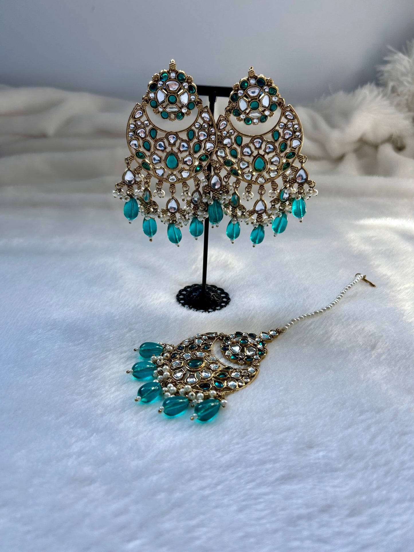 Teal Kundan Tikka Set