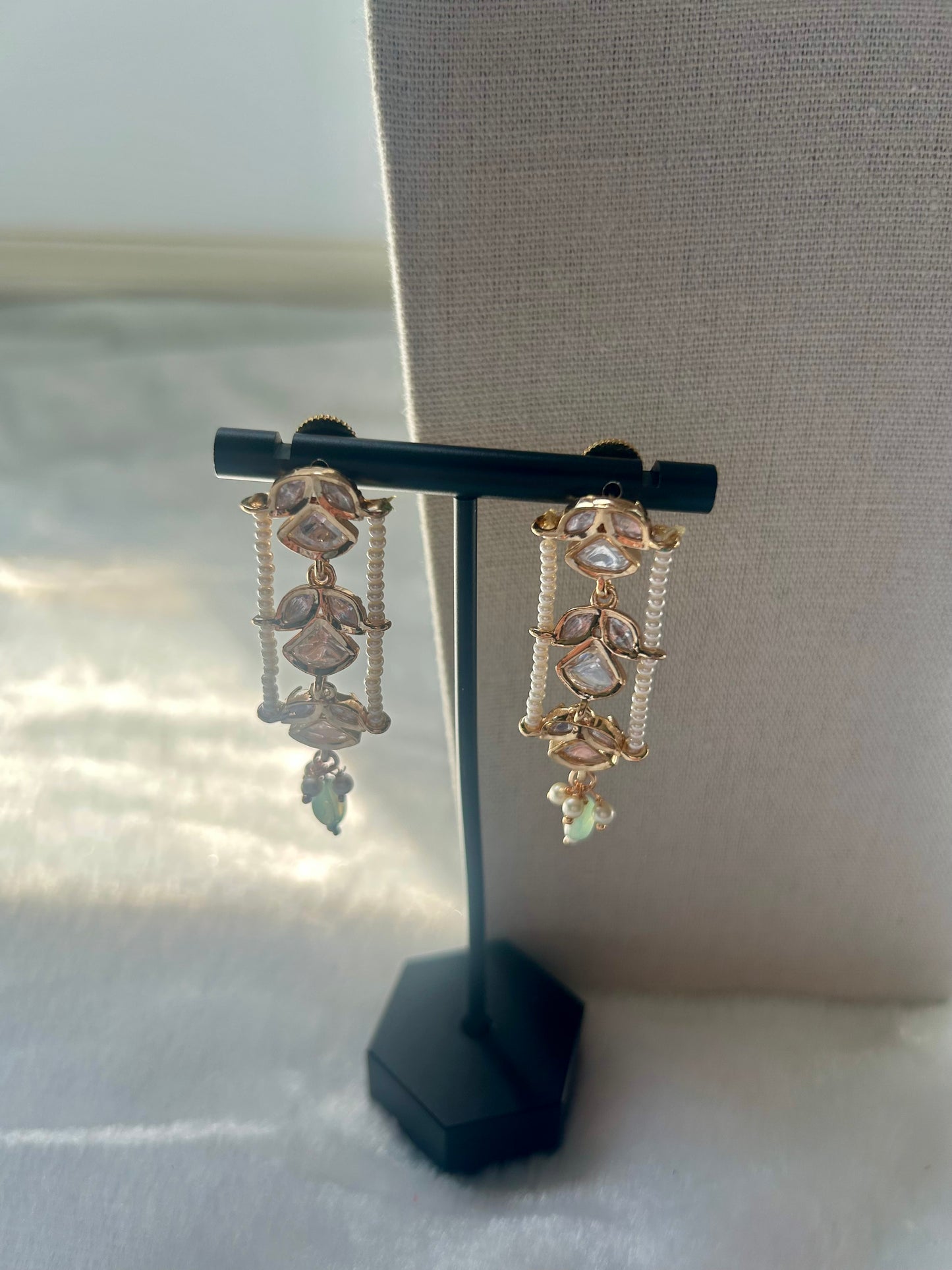Tyaani Kundan Mint Two Layer Choker Set