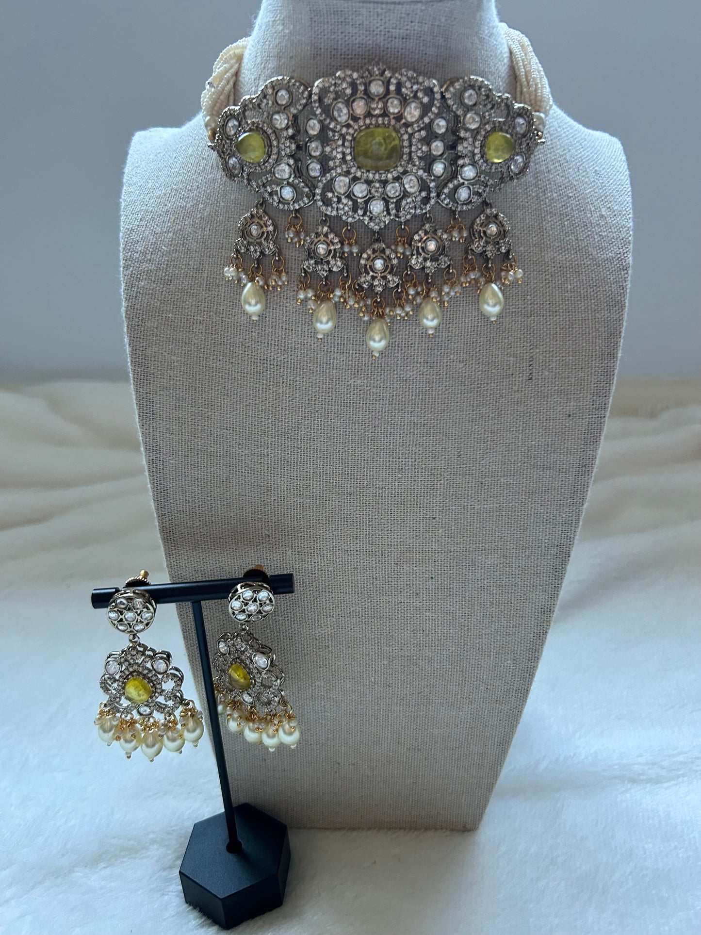 Yellow Moissanite Kundan Choker Set