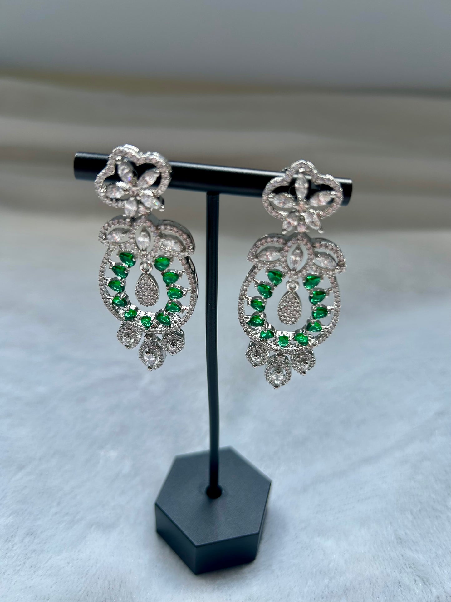 SAMPLE SALE AD Emerald Green Earrings