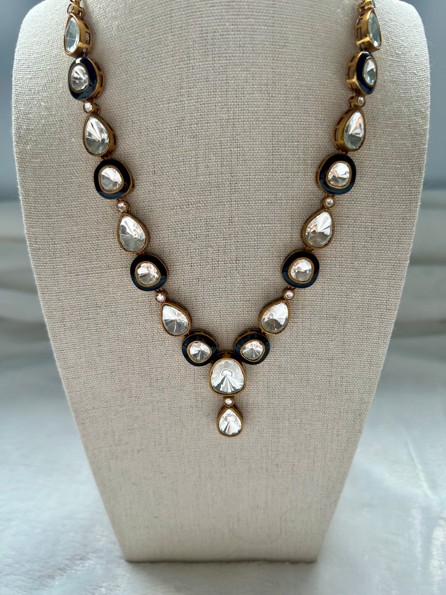 Royal Blue Uncut Kundan Necklace Set