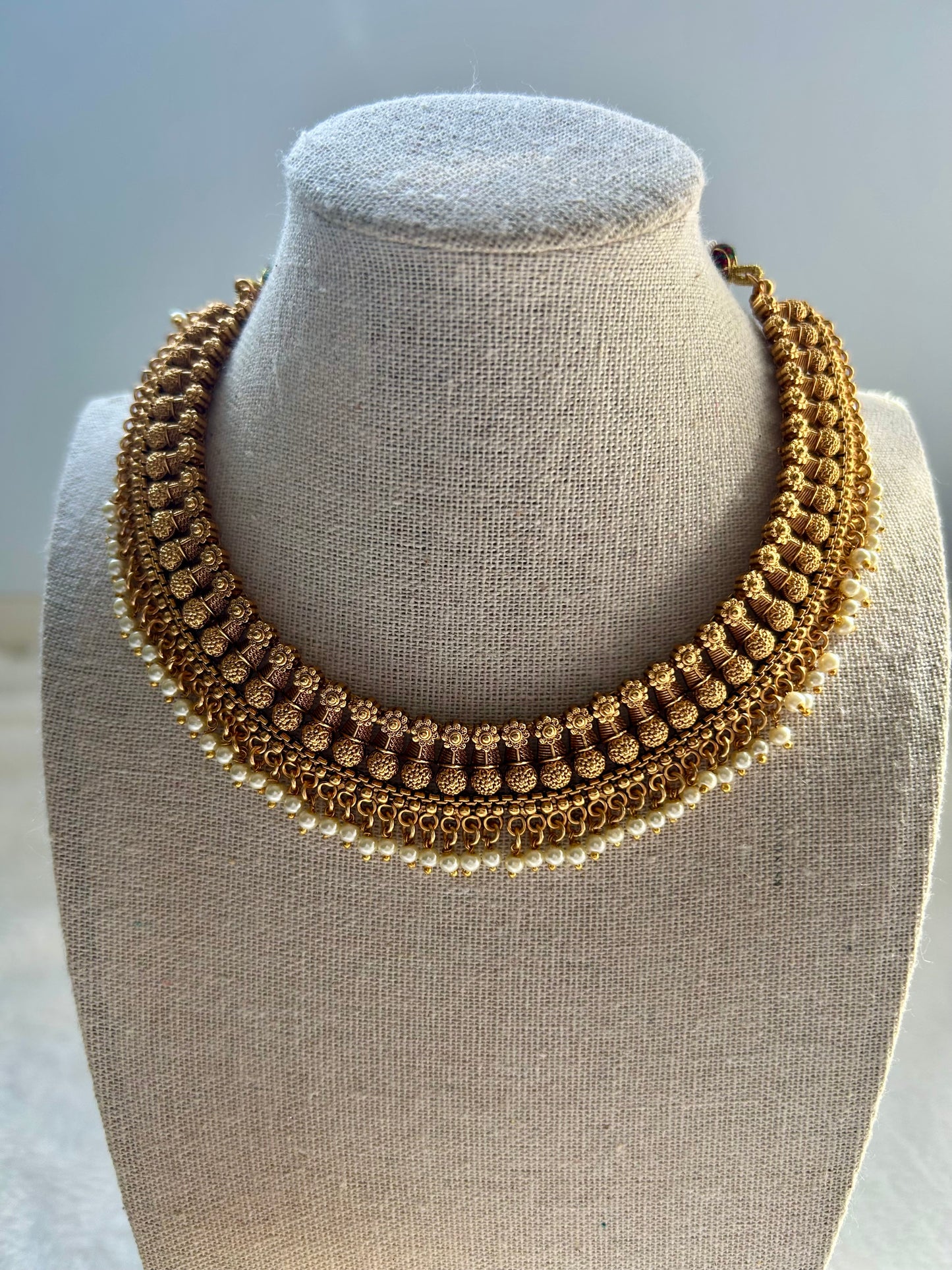 Gold Rajwadi Choker Set