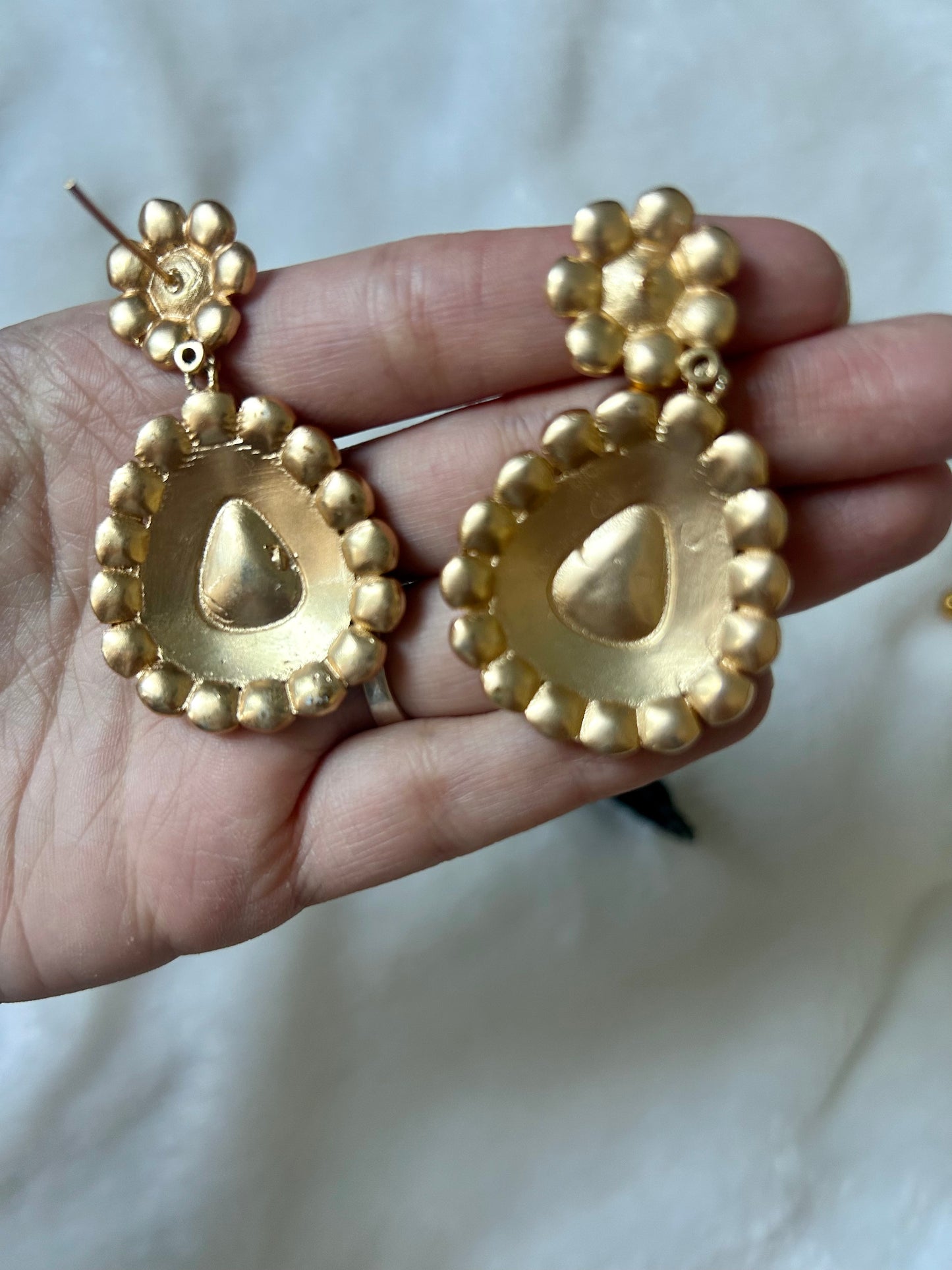 Luxe Mossanite Kundan Earrings