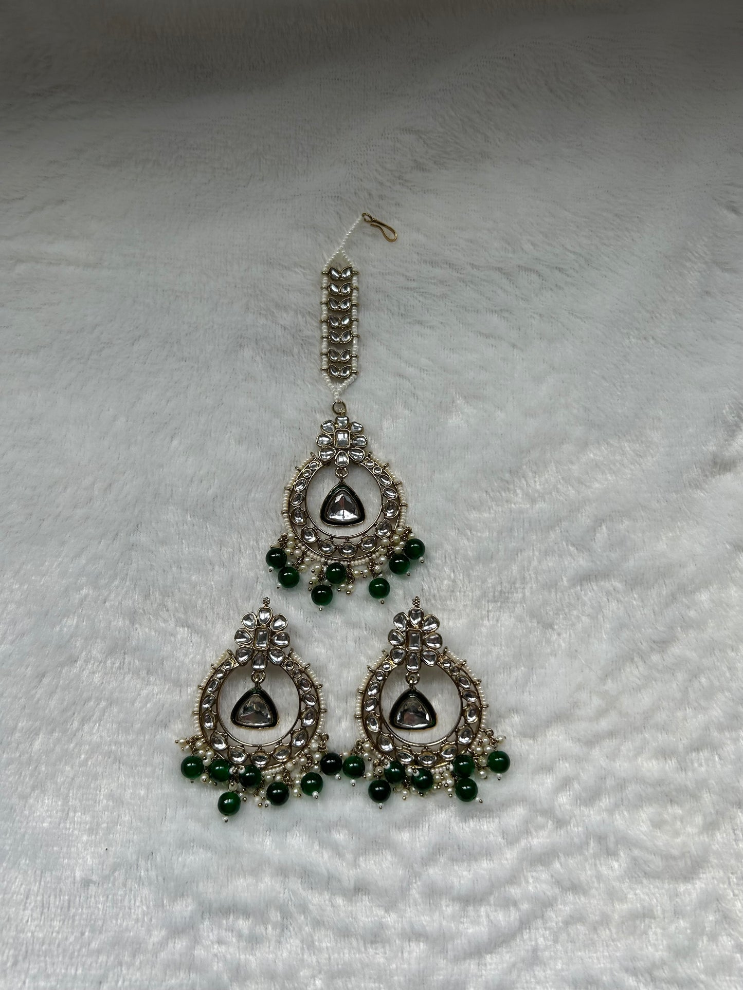 Emerald Green Kundan Tikka Set